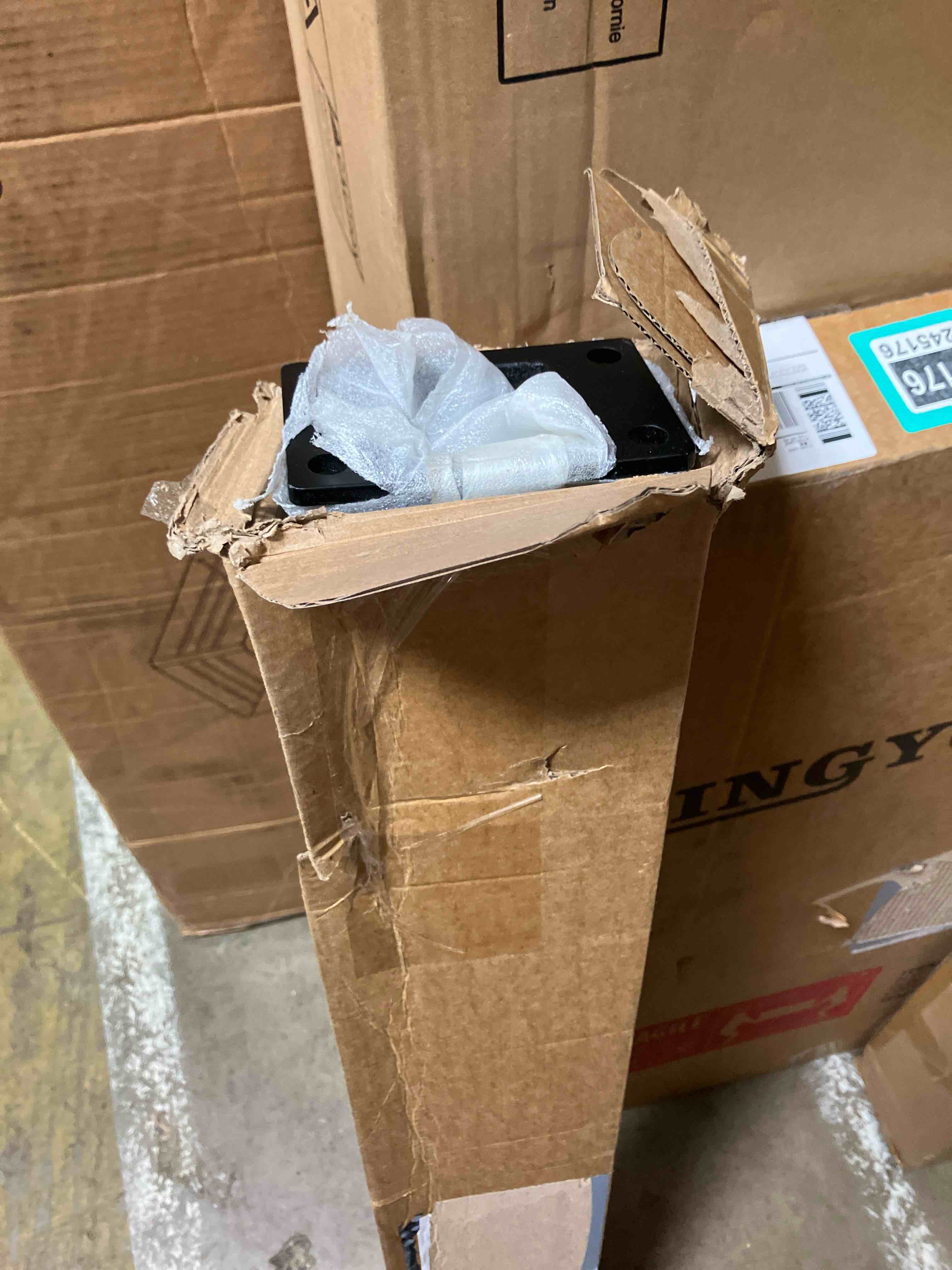 https://s3.amazonaws.com/lotting-images-prod/phillipi/TEA2245181_1745609436205.jpeg