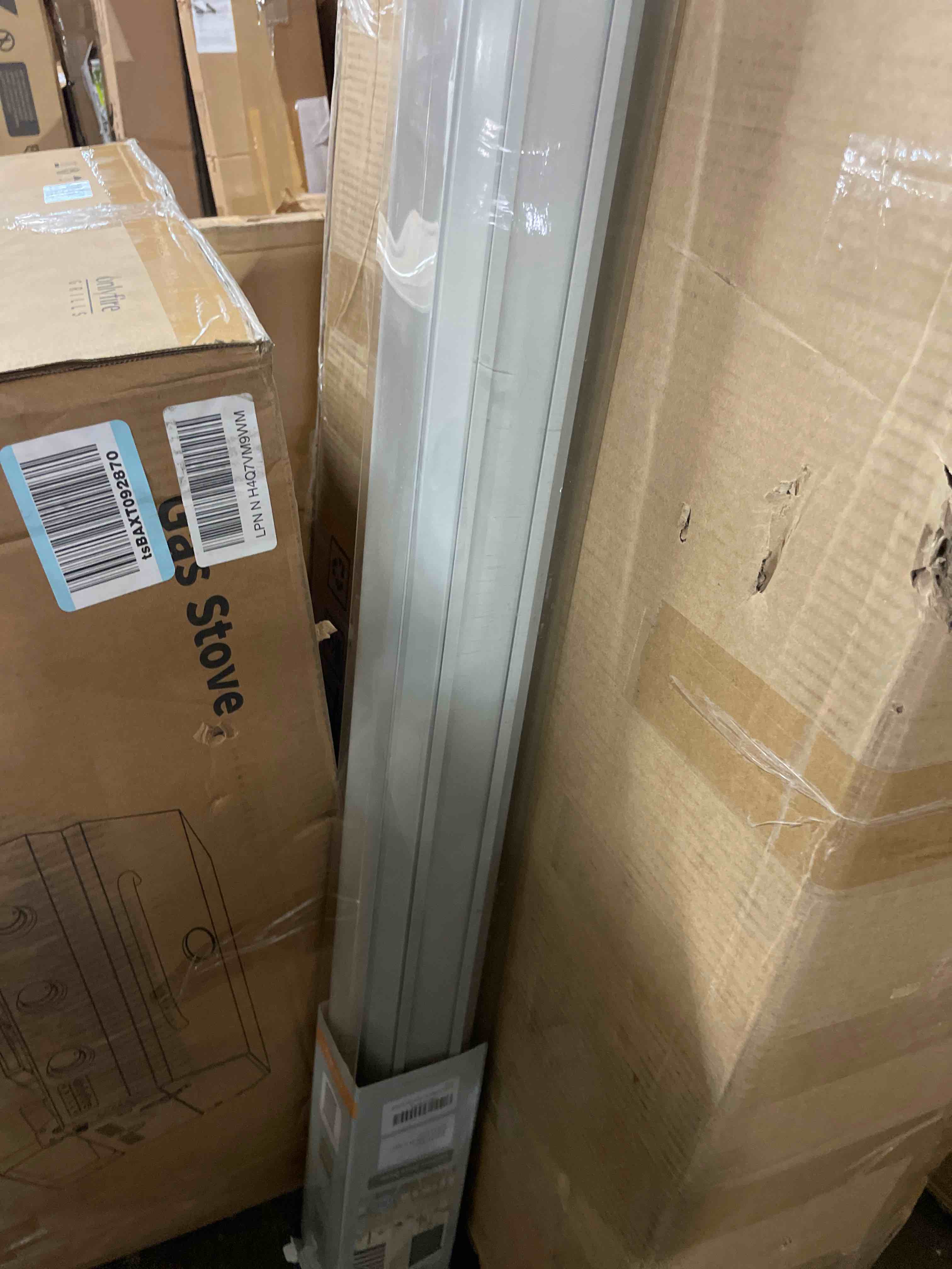 https://s3.amazonaws.com/lotting-images-prod/phillipi/TEA2245670_1745933624076.jpeg