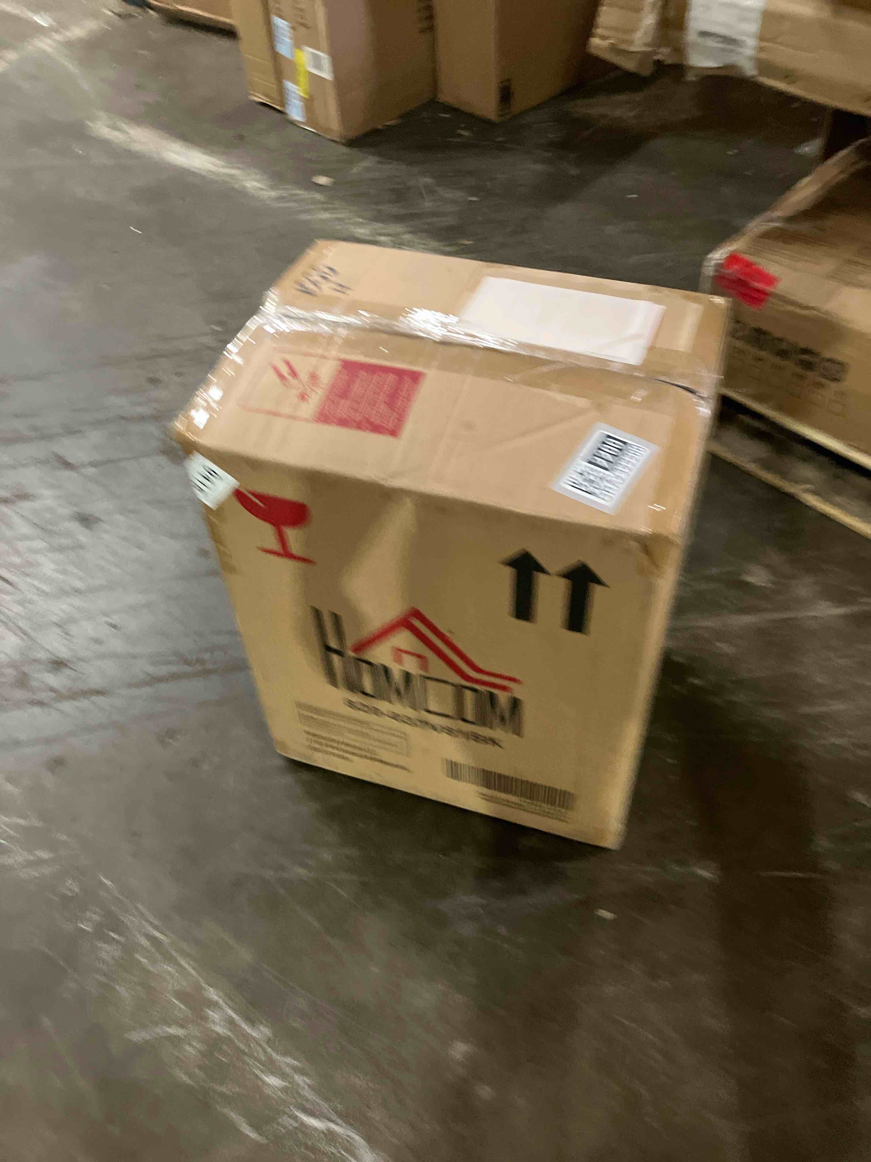 https://s3.amazonaws.com/lotting-images-prod/phillipi/TEA2245736_1745937162014.jpeg