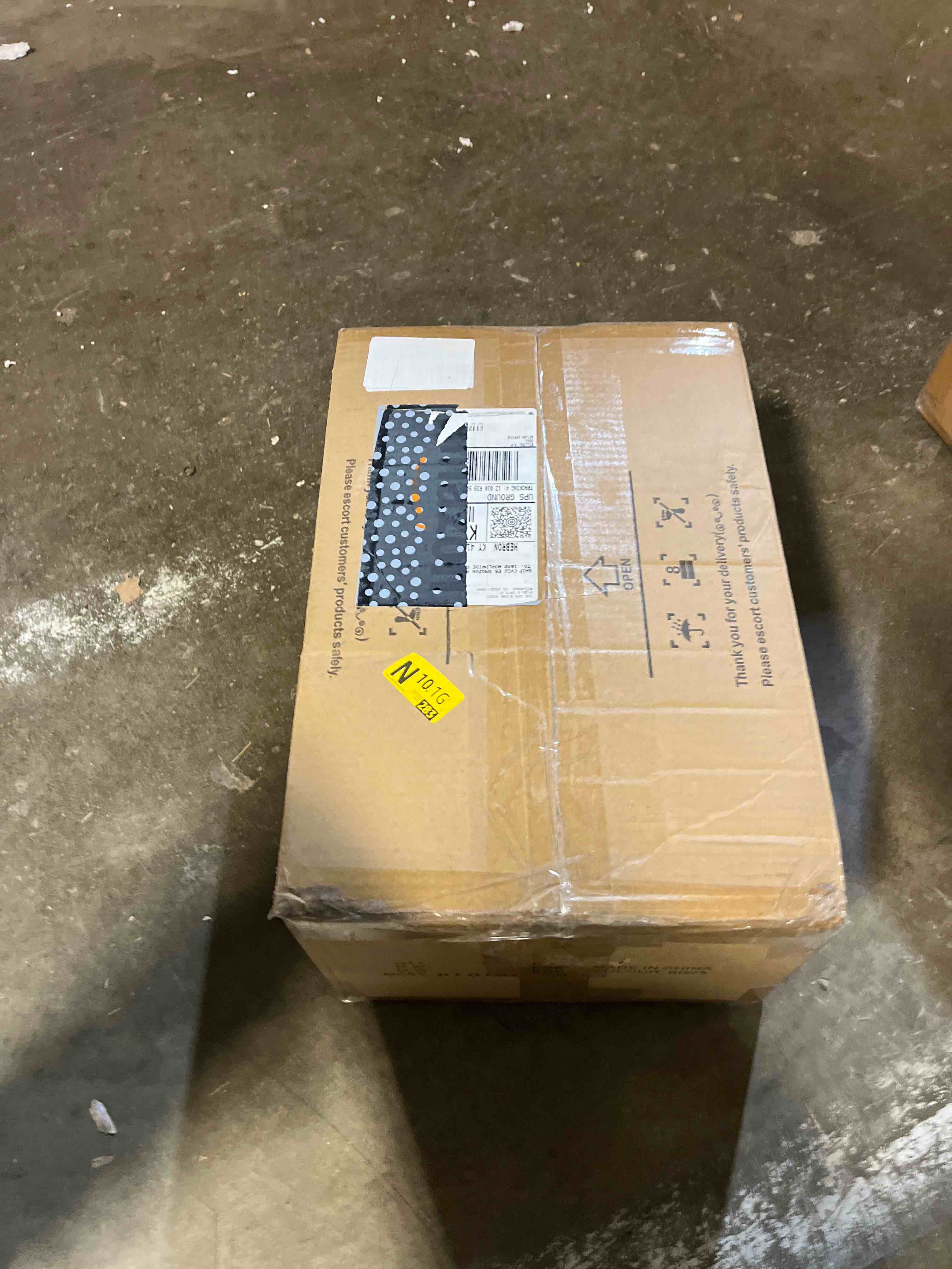 https://s3.amazonaws.com/lotting-images-prod/phillipi/TEA2245796_1746109016565.jpeg