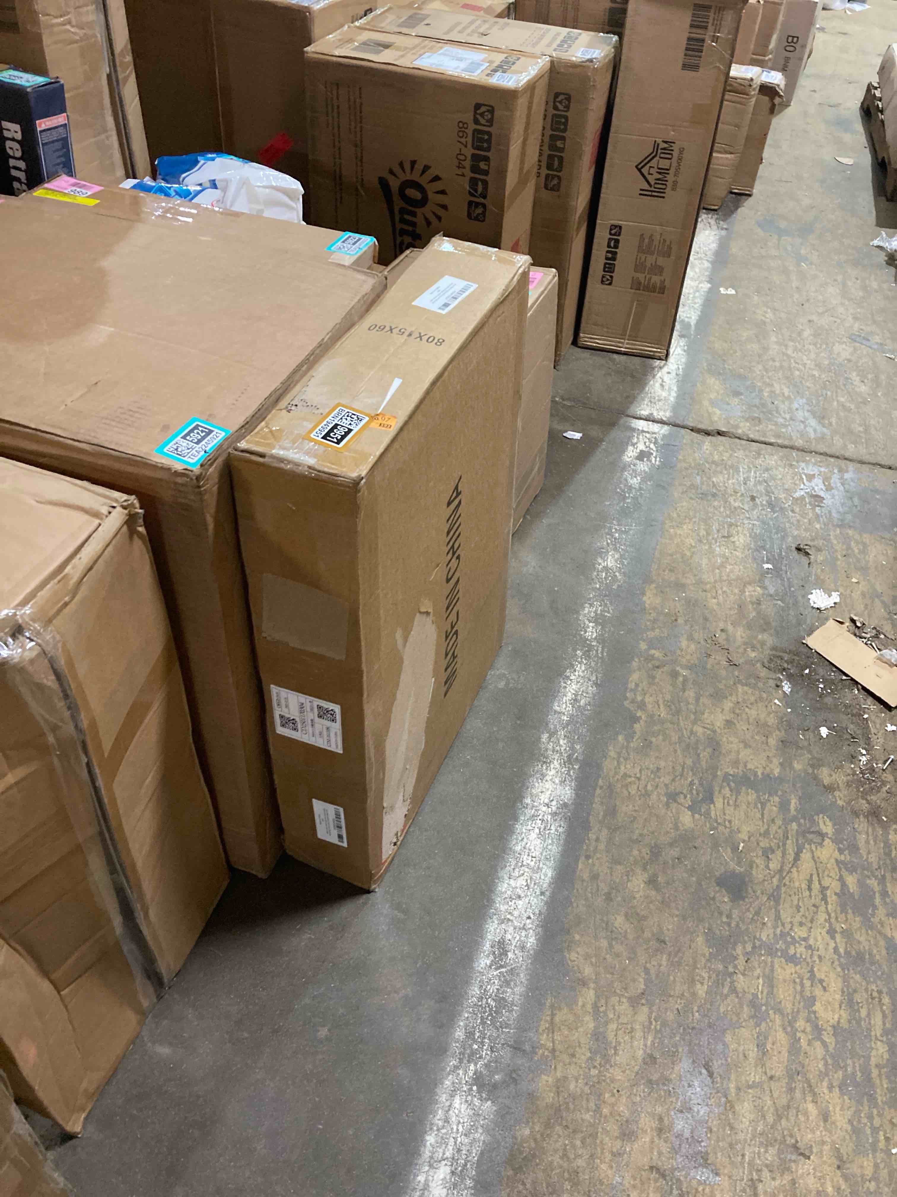 https://s3.amazonaws.com/lotting-images-prod/phillipi/TEA2245911_1746023065837.jpeg