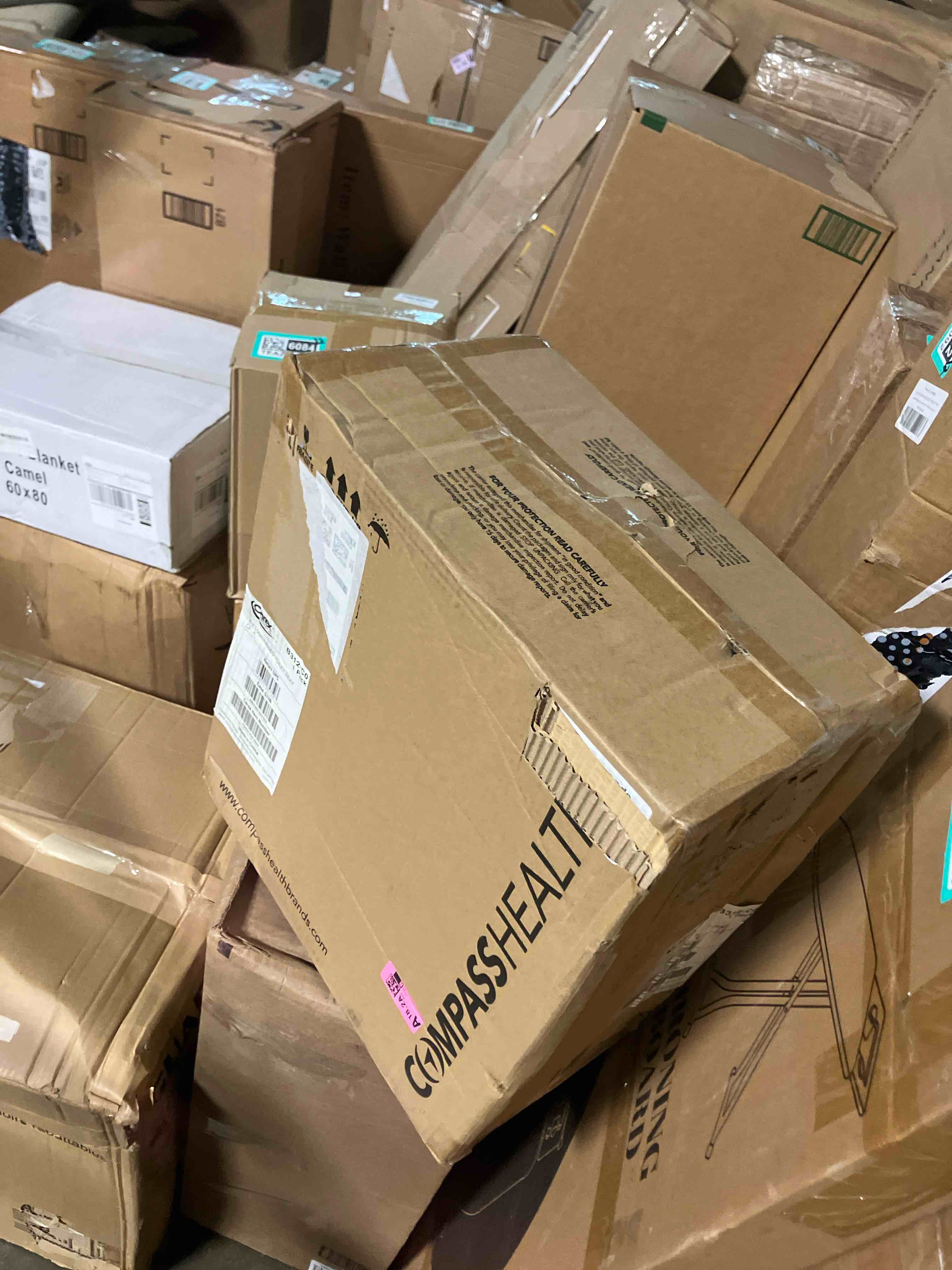 https://s3.amazonaws.com/lotting-images-prod/phillipi/TEA2246082_1746728098618.jpeg