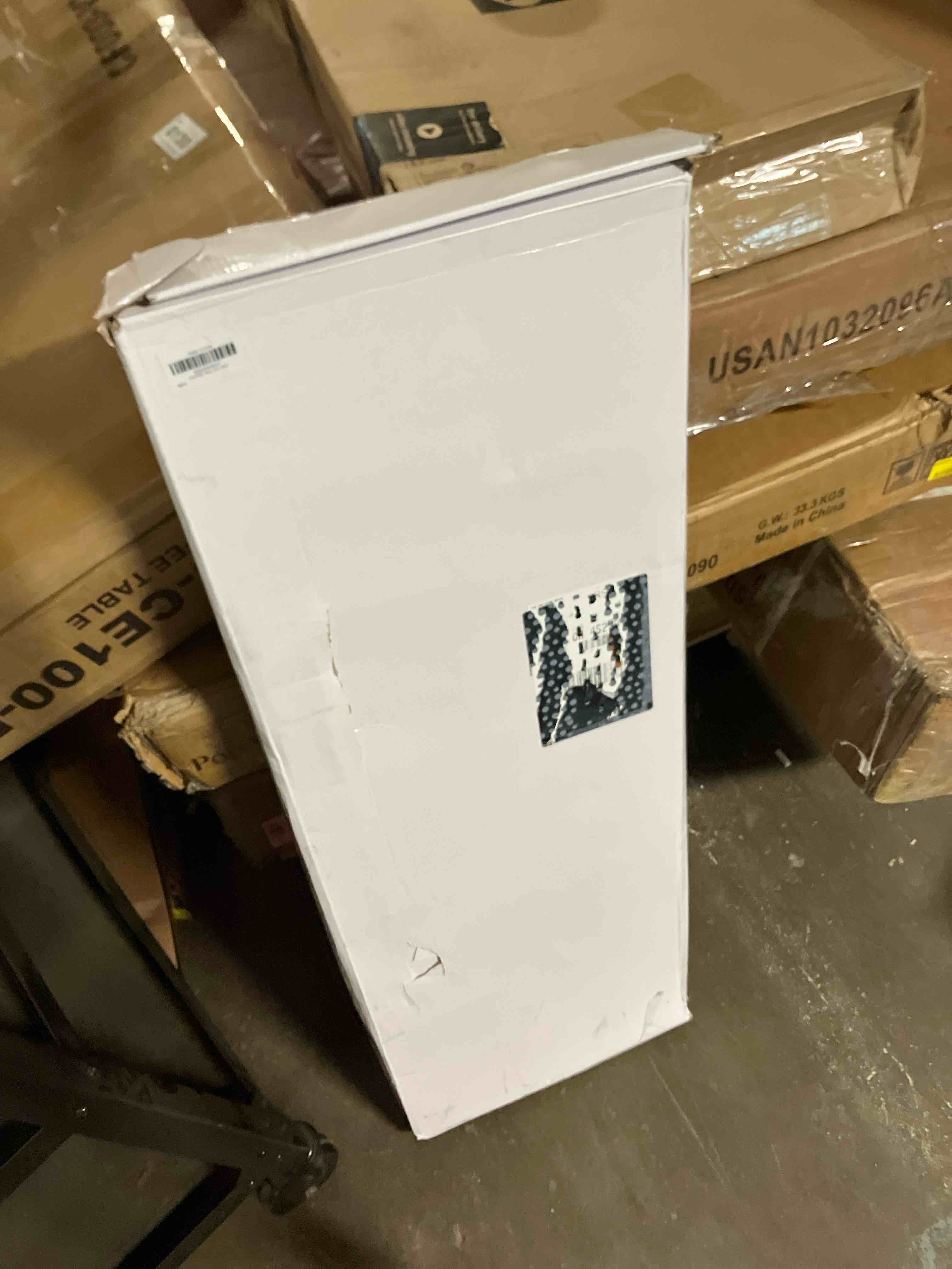 https://s3.amazonaws.com/lotting-images-prod/phillipi/TEA2246375_1746802625382.jpeg