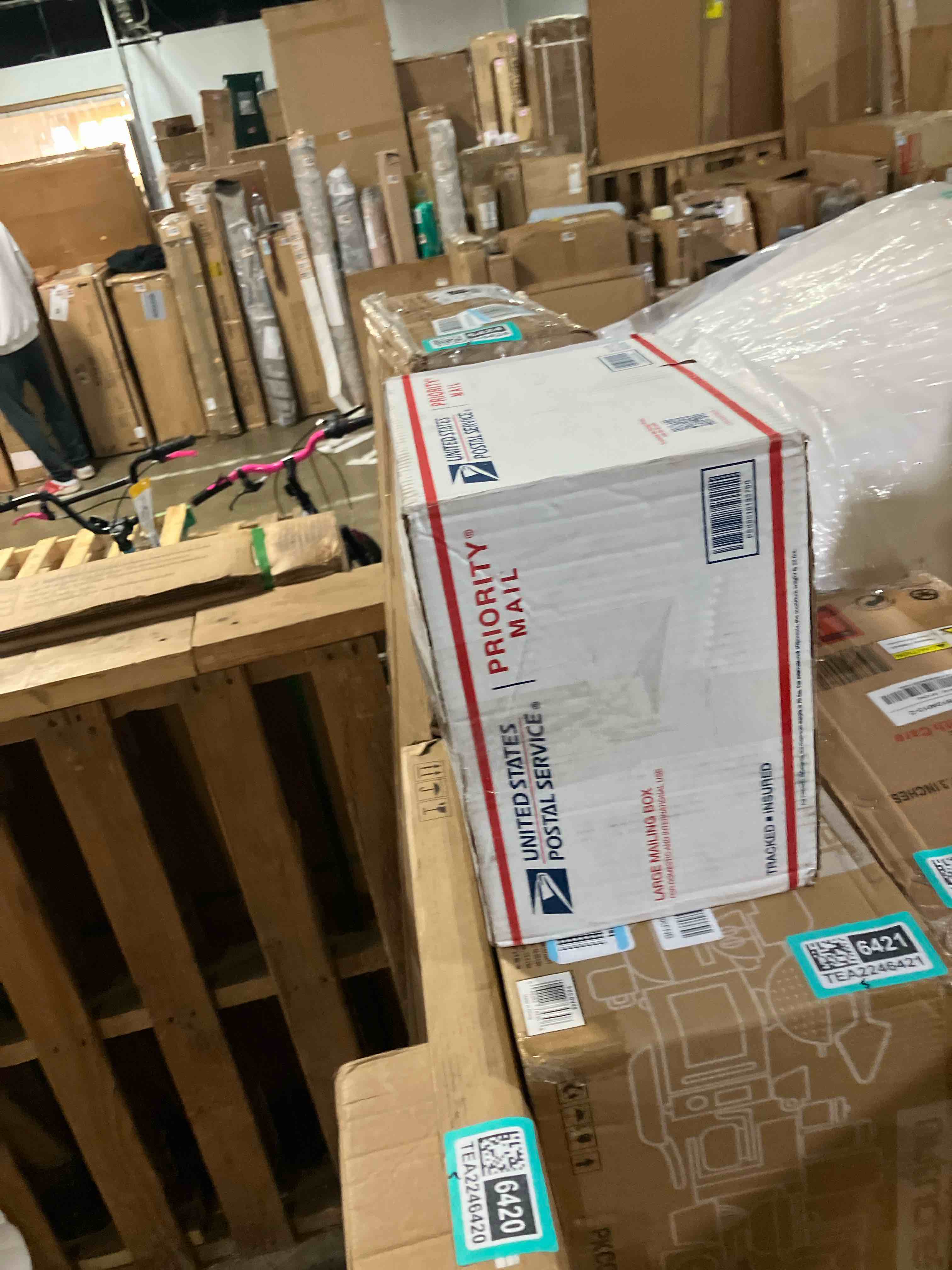 https://s3.amazonaws.com/lotting-images-prod/phillipi/TEA2246419_1747407352956.jpeg