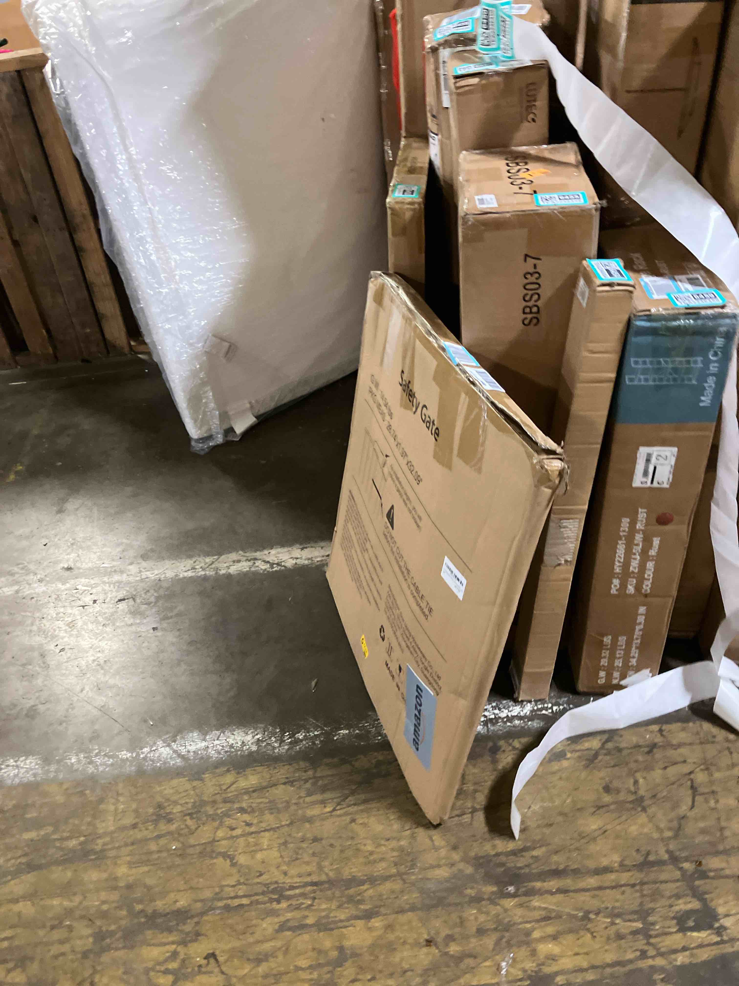 https://s3.amazonaws.com/lotting-images-prod/phillipi/TEA2246451_1747402293842.jpeg