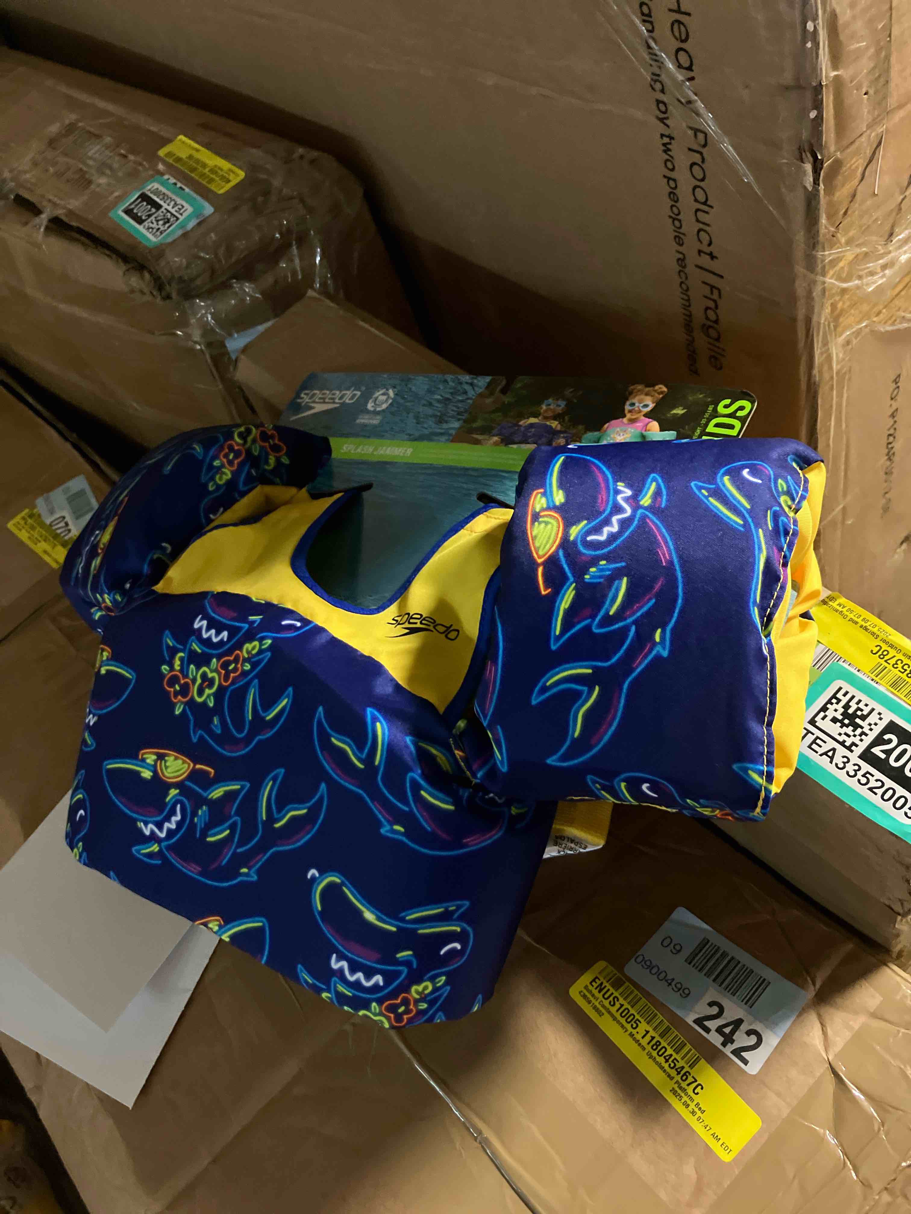 https://s3.amazonaws.com/lotting-images-prod/phillipi/TEA3352019_1752612251352.jpeg