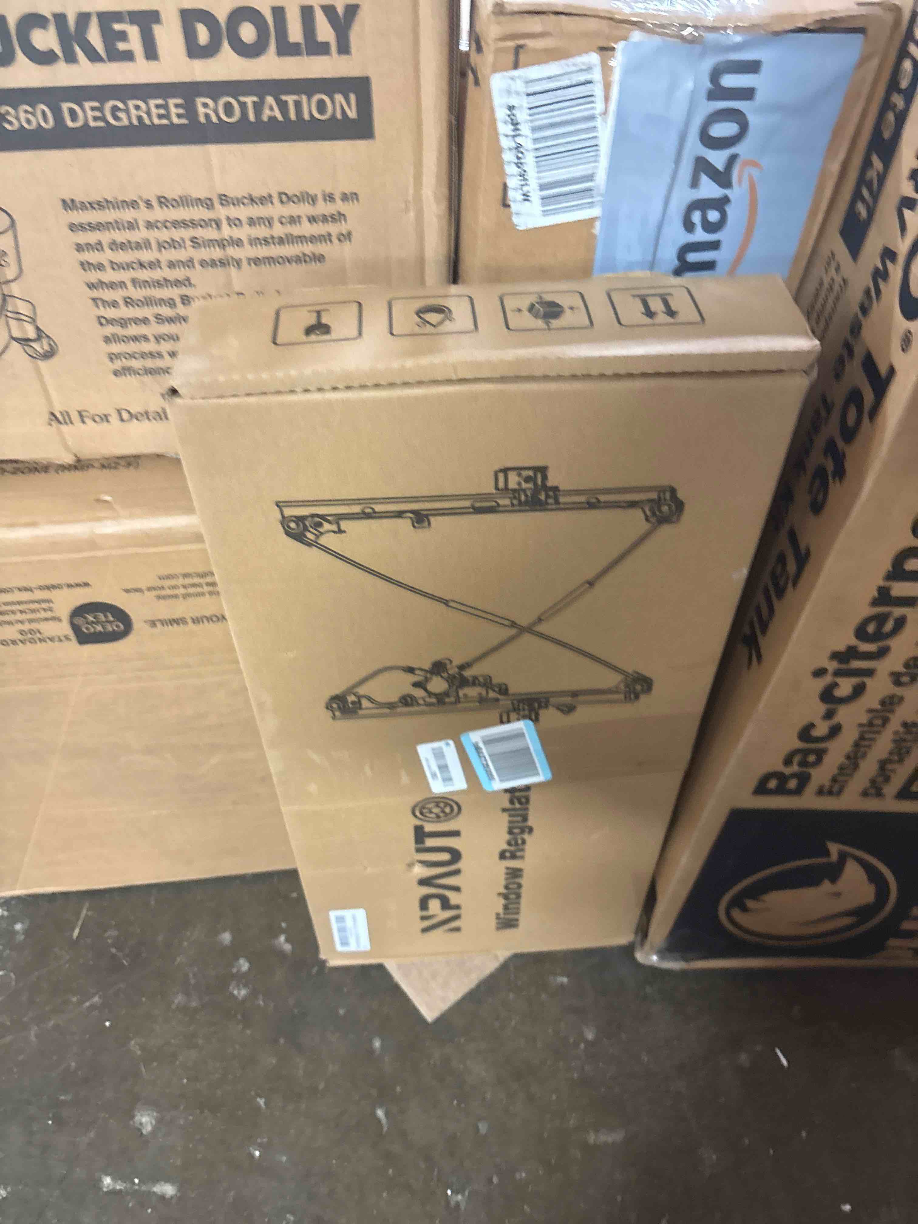 https://s3.amazonaws.com/lotting-images-prod/phillipi/TEA3352111_1752698712634.jpeg