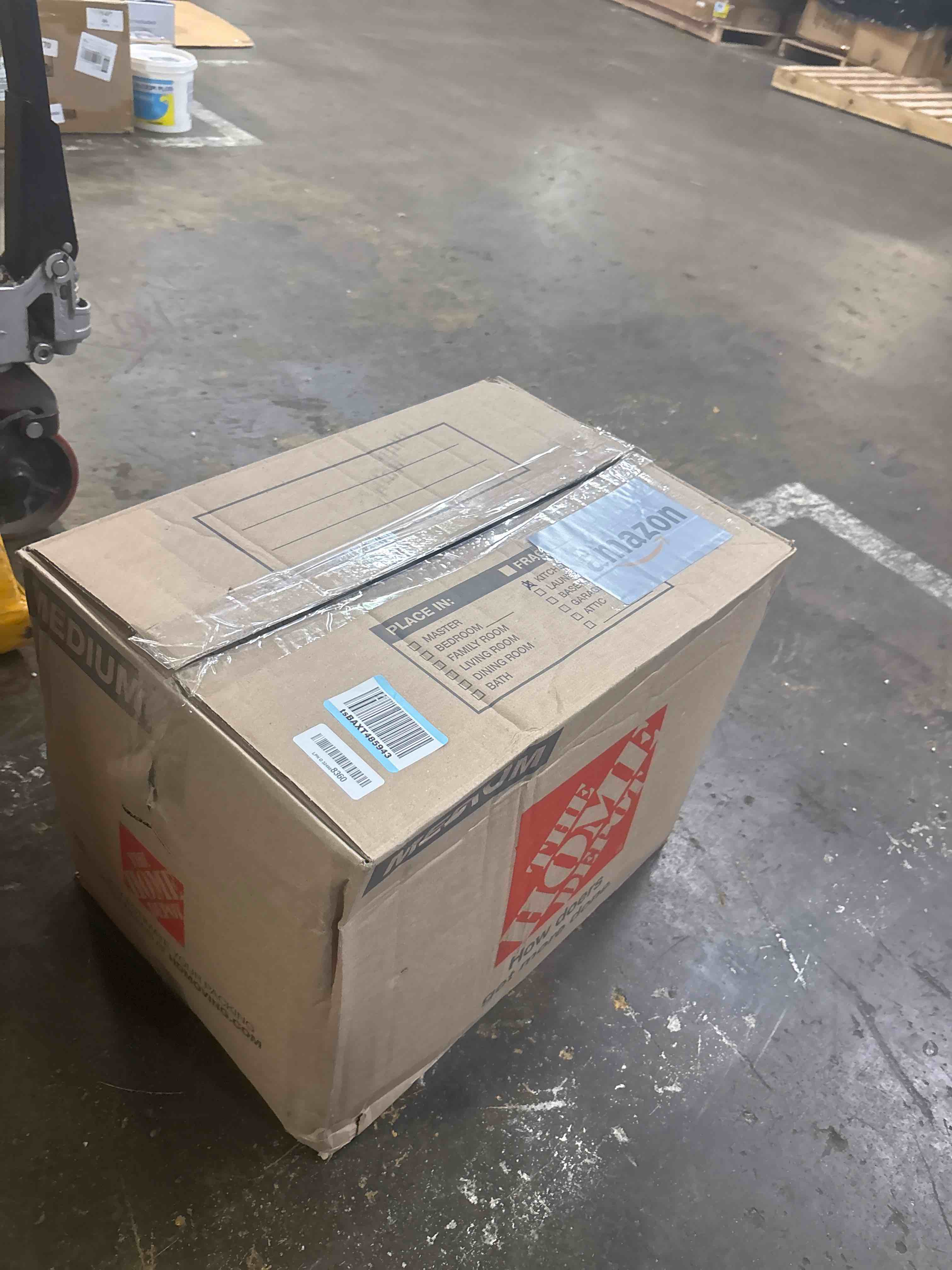 https://s3.amazonaws.com/lotting-images-prod/phillipi/TEA3352145_1752695192288.jpeg