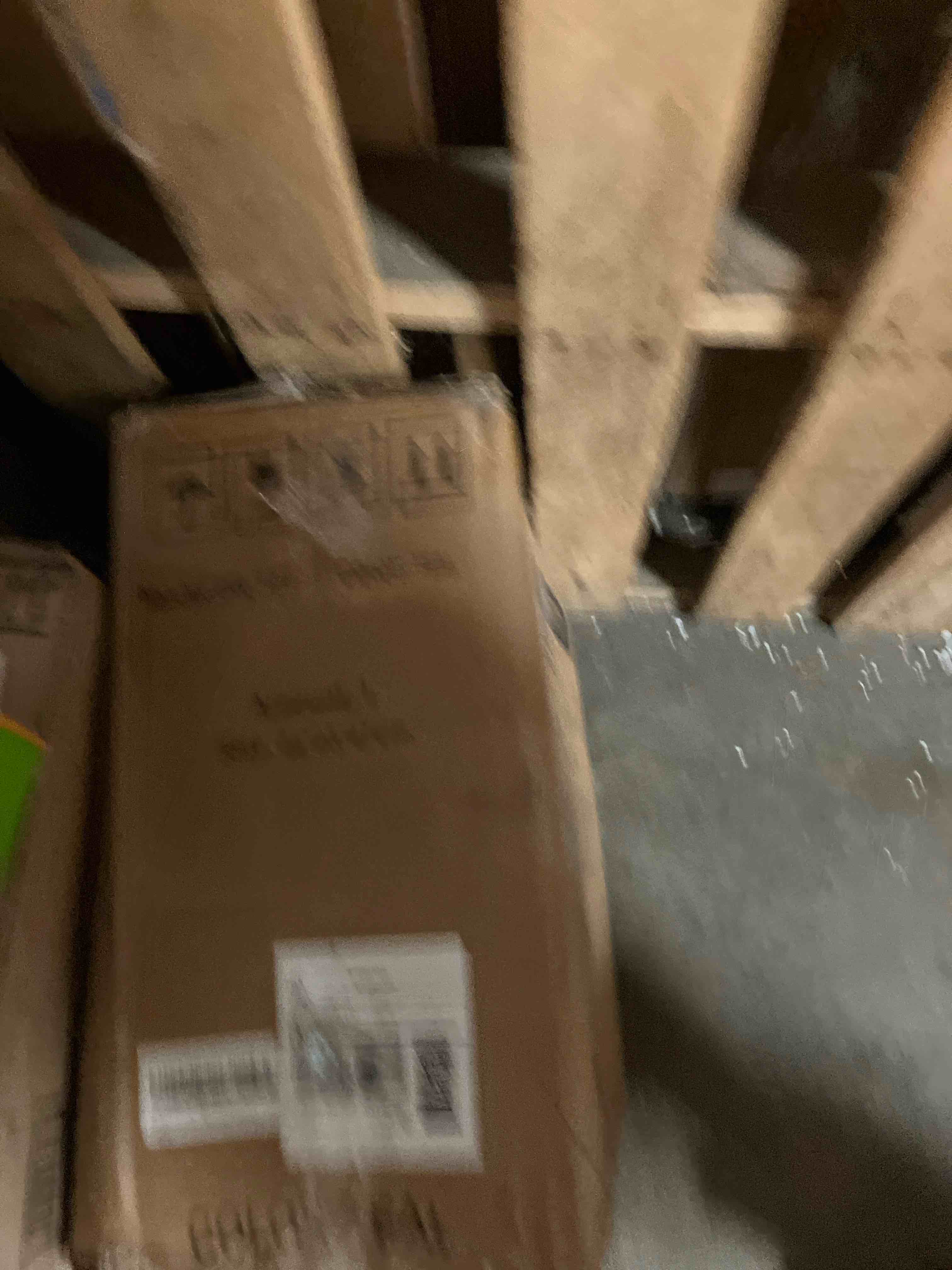 https://s3.amazonaws.com/lotting-images-prod/phillipi/TEA3352154_1752757366993.jpeg