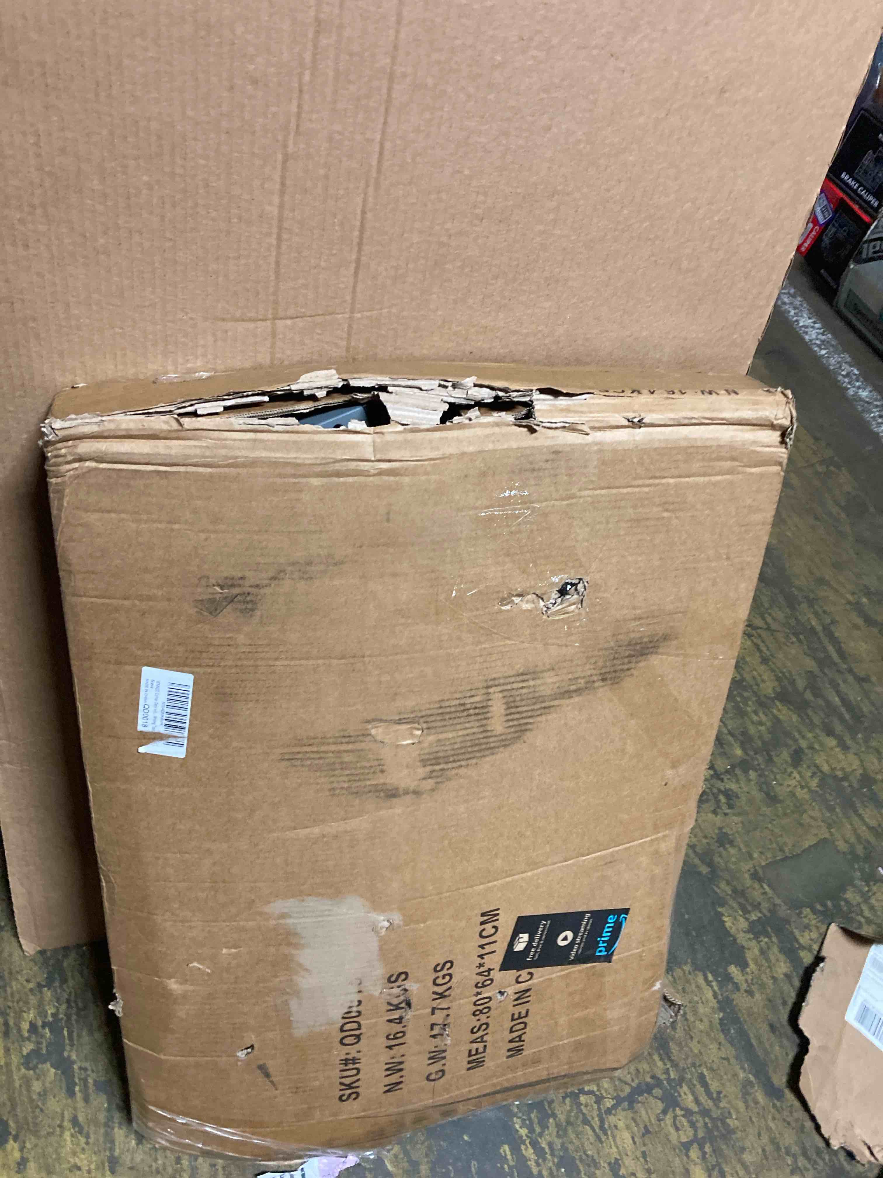 https://s3.amazonaws.com/lotting-images-prod/phillipi/TEA3352191_1752701702272.jpeg