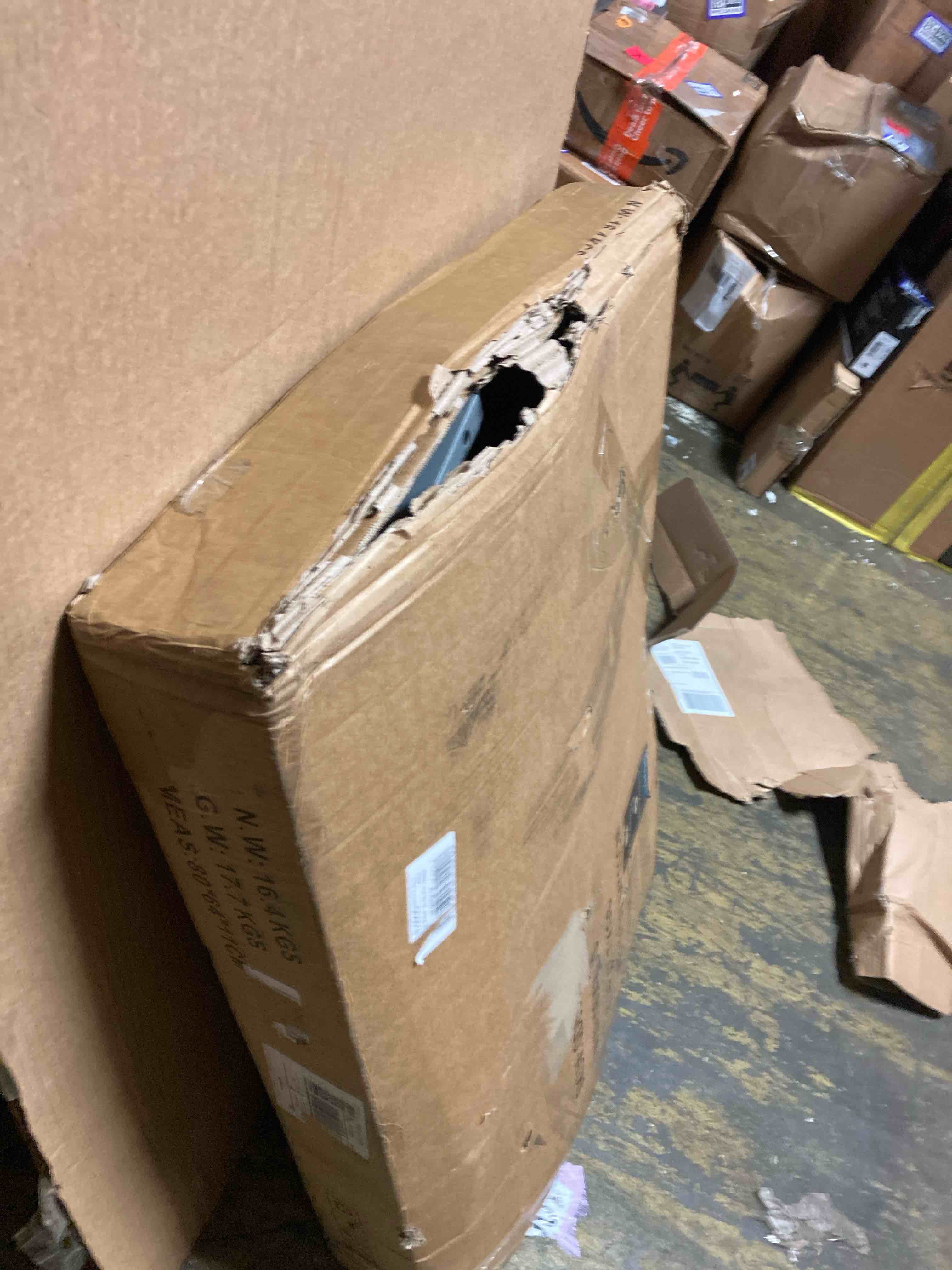 https://s3.amazonaws.com/lotting-images-prod/phillipi/TEA3352191_1752701703824.jpeg