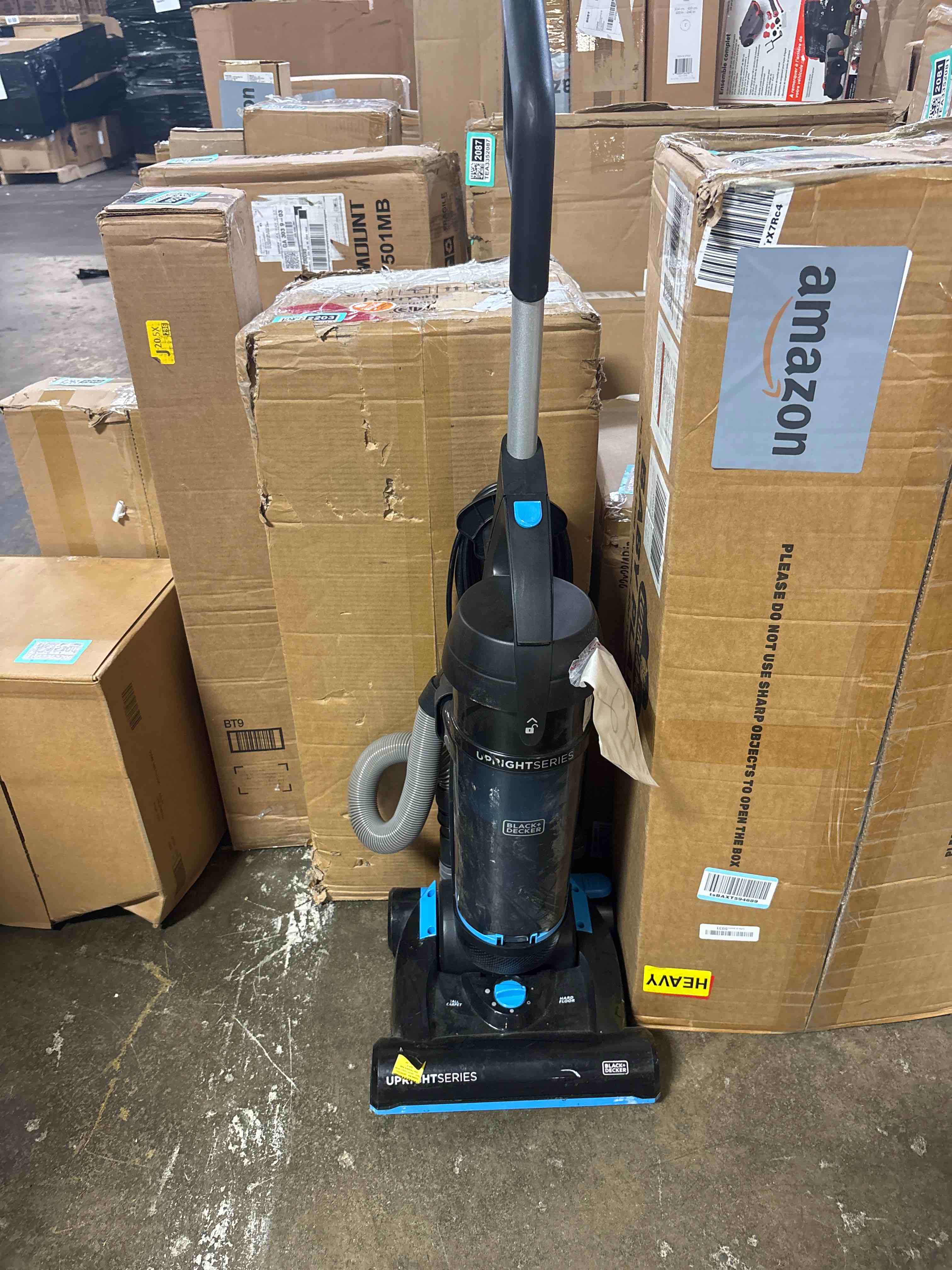 https://s3.amazonaws.com/lotting-images-prod/phillipi/TEA3352196_1752762601592.jpeg