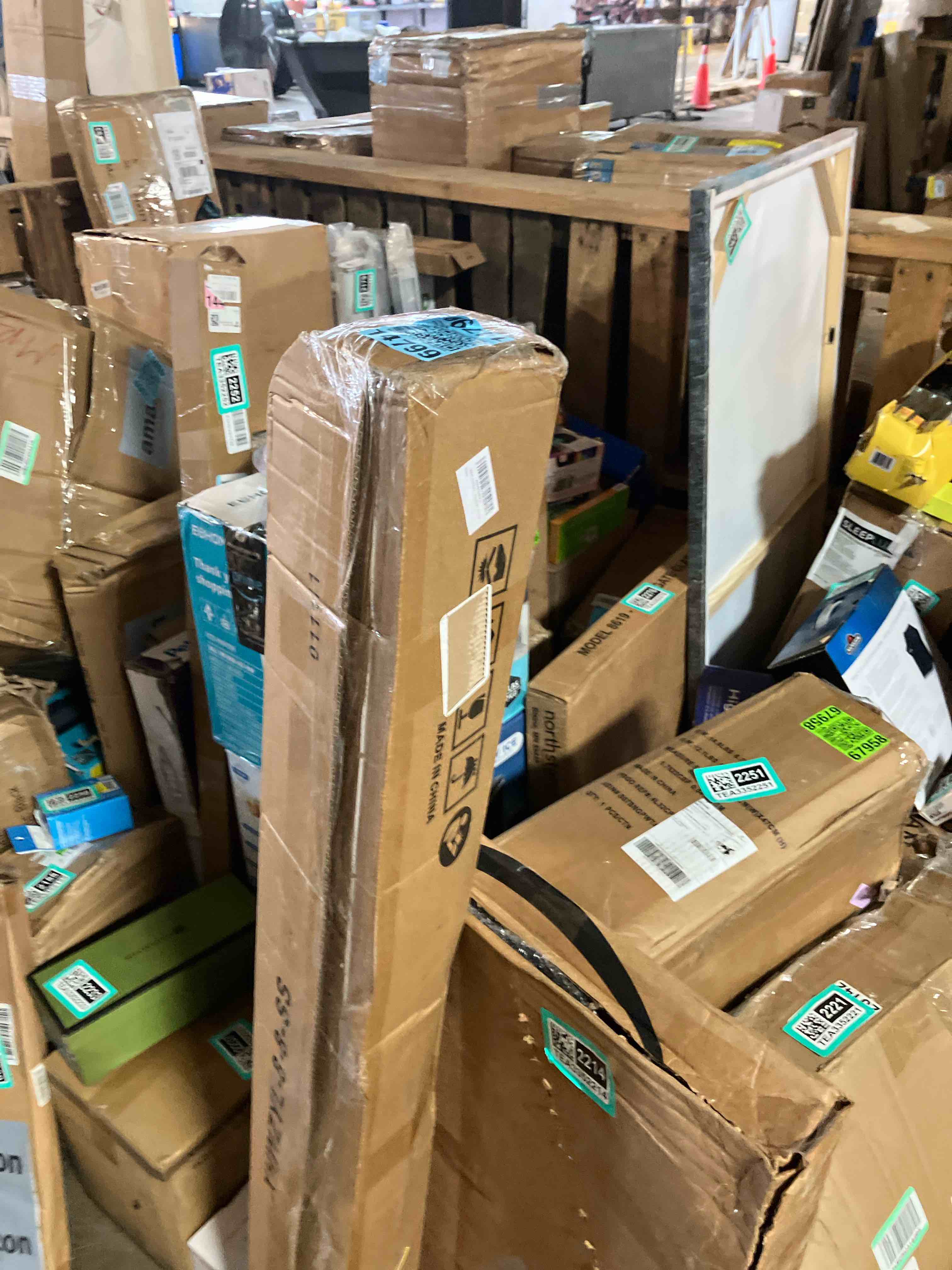 https://s3.amazonaws.com/lotting-images-prod/phillipi/TEA3352207_1752764758393.jpeg