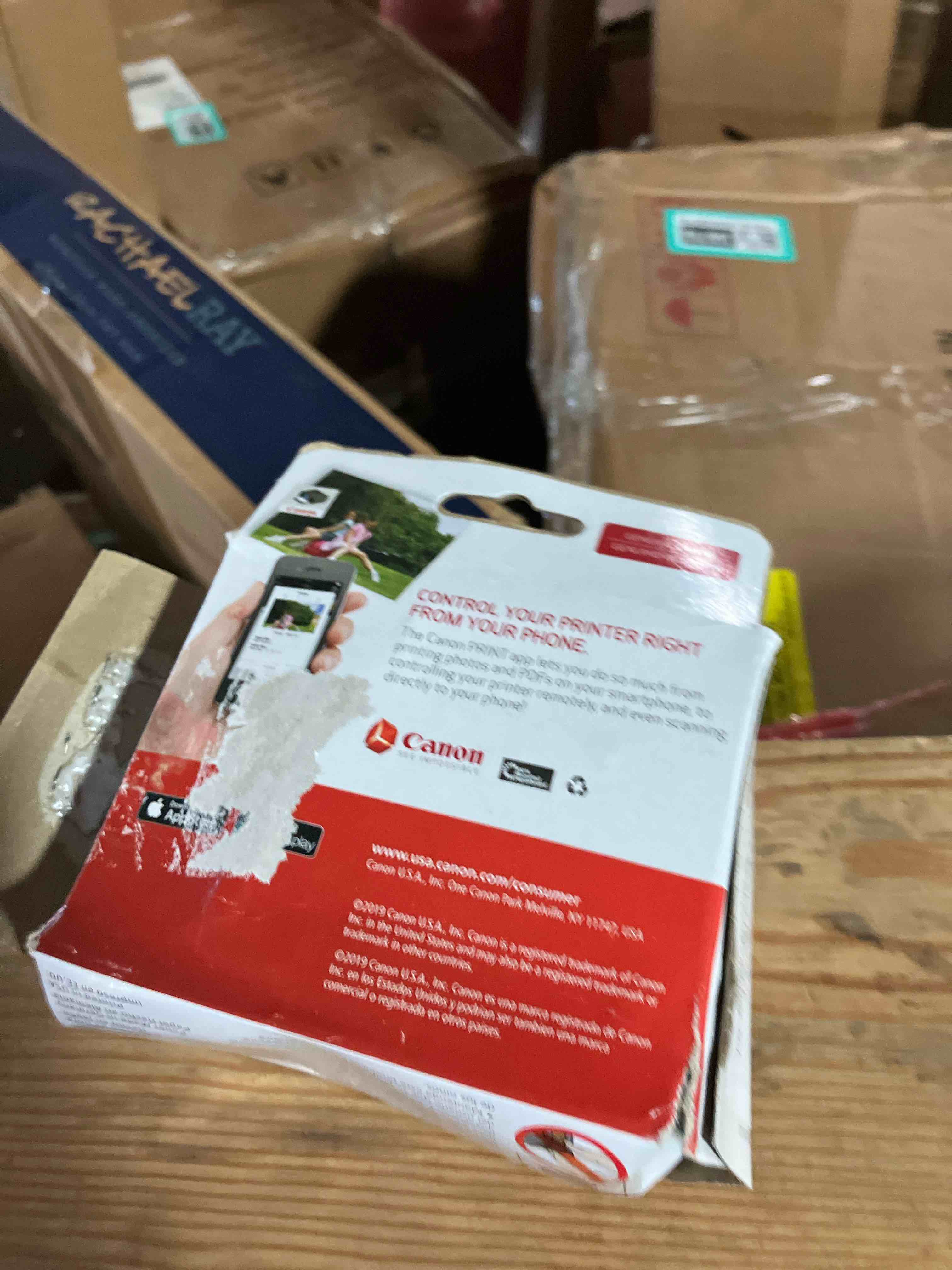 https://s3.amazonaws.com/lotting-images-prod/phillipi/TEA3352255_1752759818780.jpeg