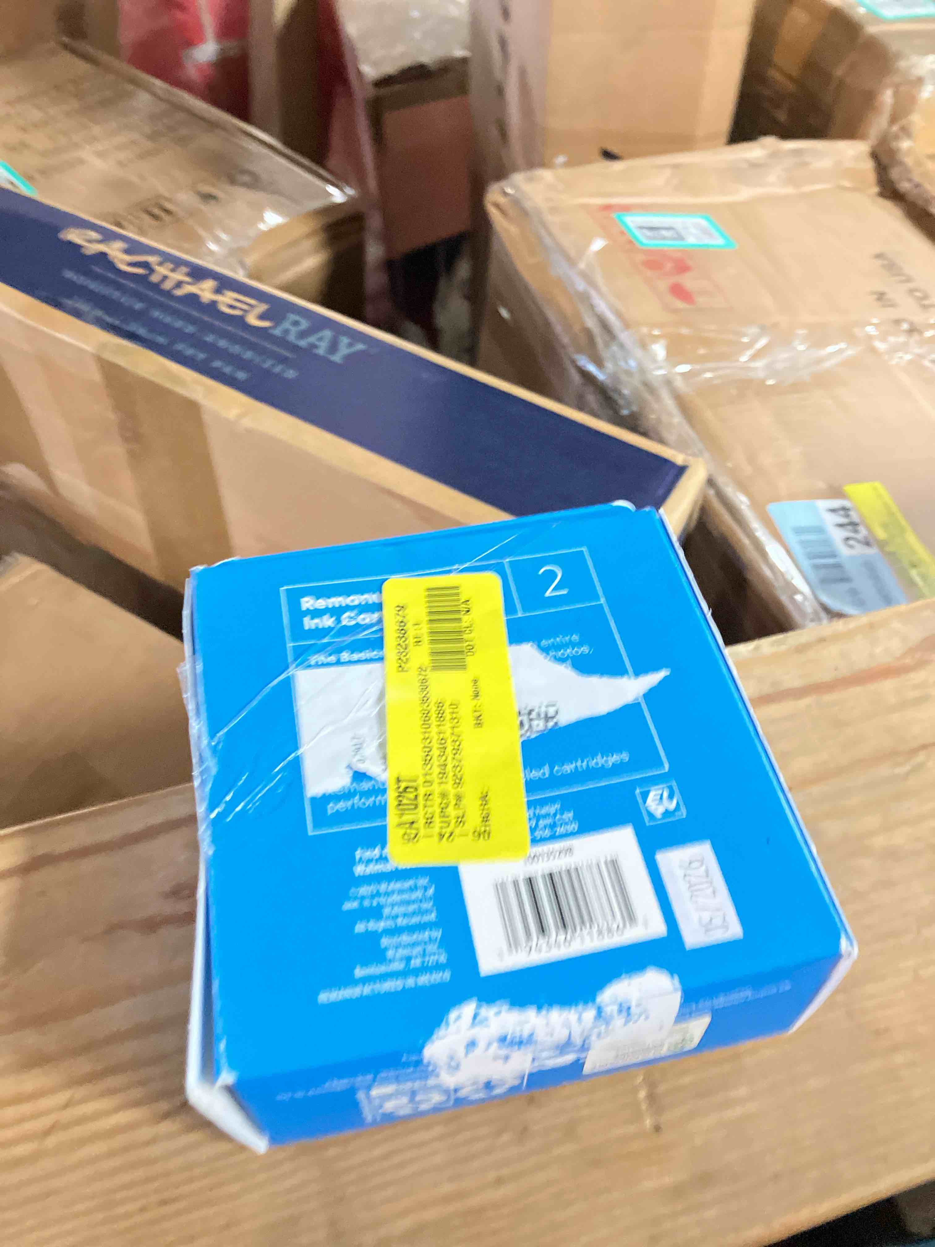 https://s3.amazonaws.com/lotting-images-prod/phillipi/TEA3352257_1752759778180.jpeg