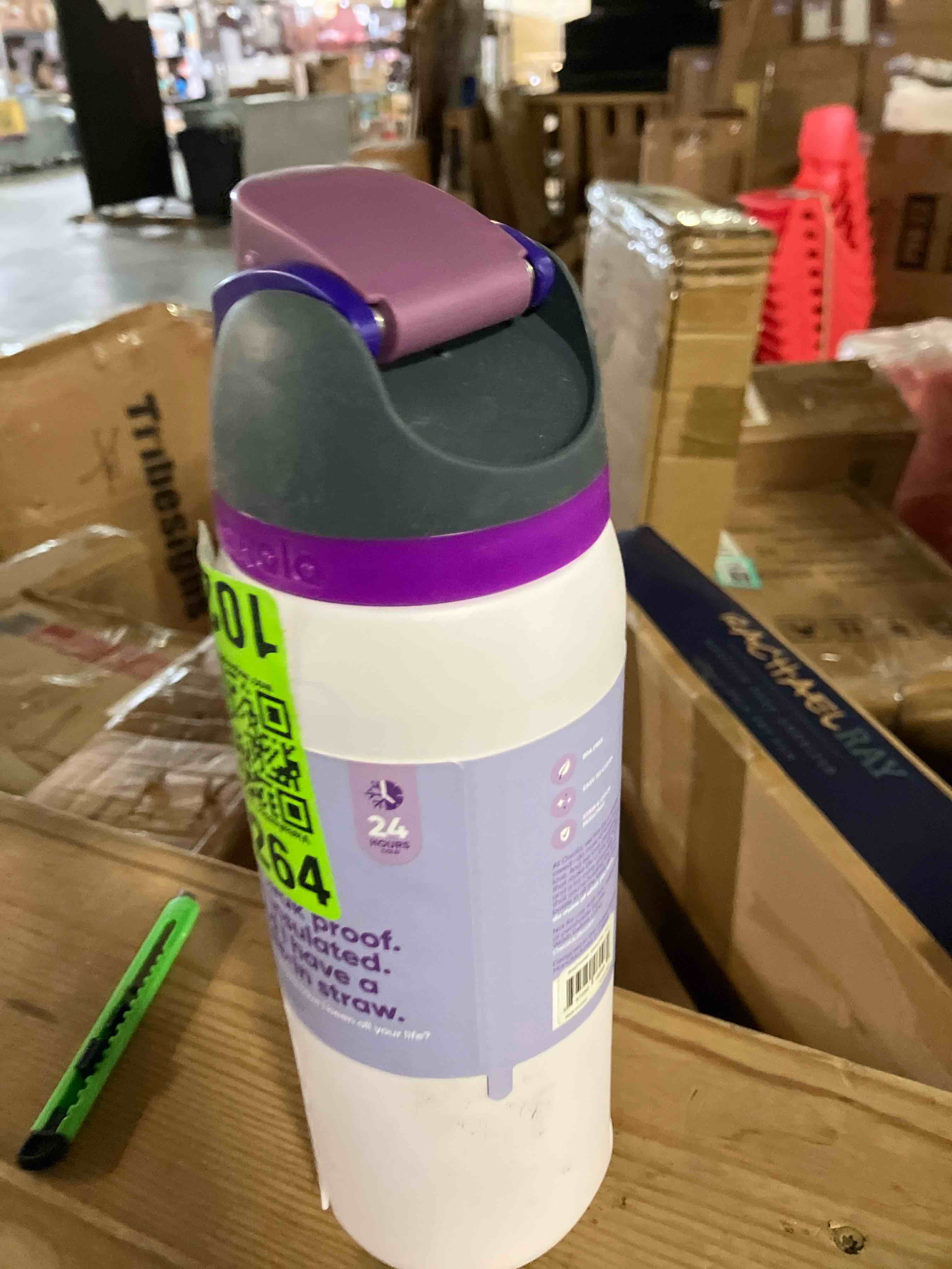 https://s3.amazonaws.com/lotting-images-prod/phillipi/TEA3352273_1752758214954.jpeg