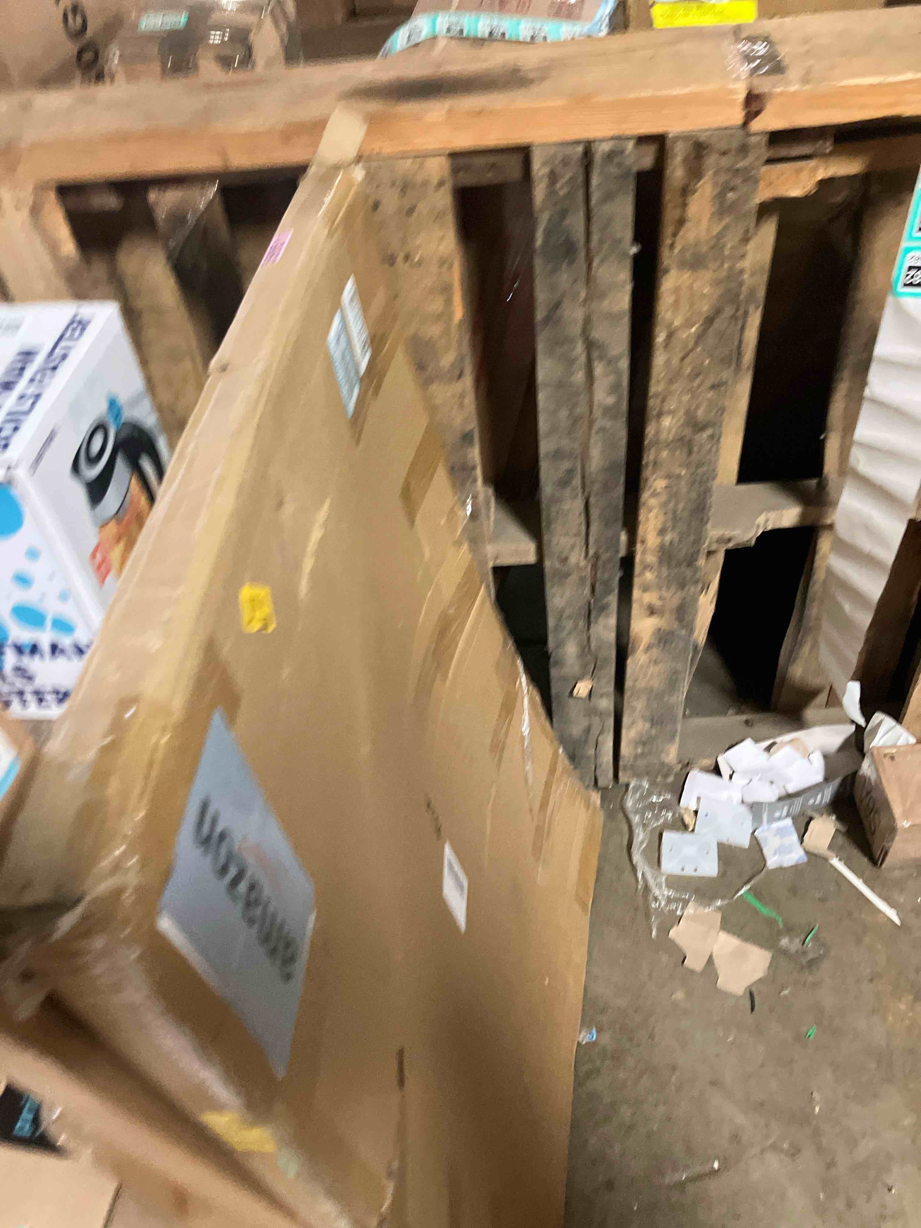 https://s3.amazonaws.com/lotting-images-prod/phillipi/TEA3352382_1752773316562.jpeg