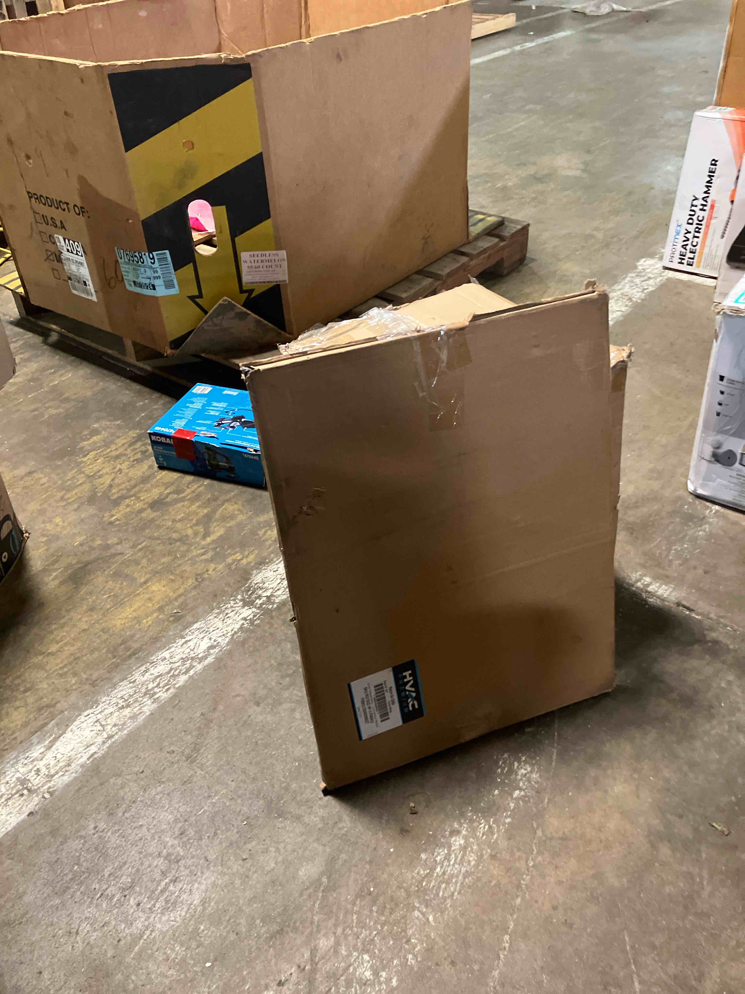 https://s3.amazonaws.com/lotting-images-prod/phillipi/TEA3352482_1752786658681.jpeg