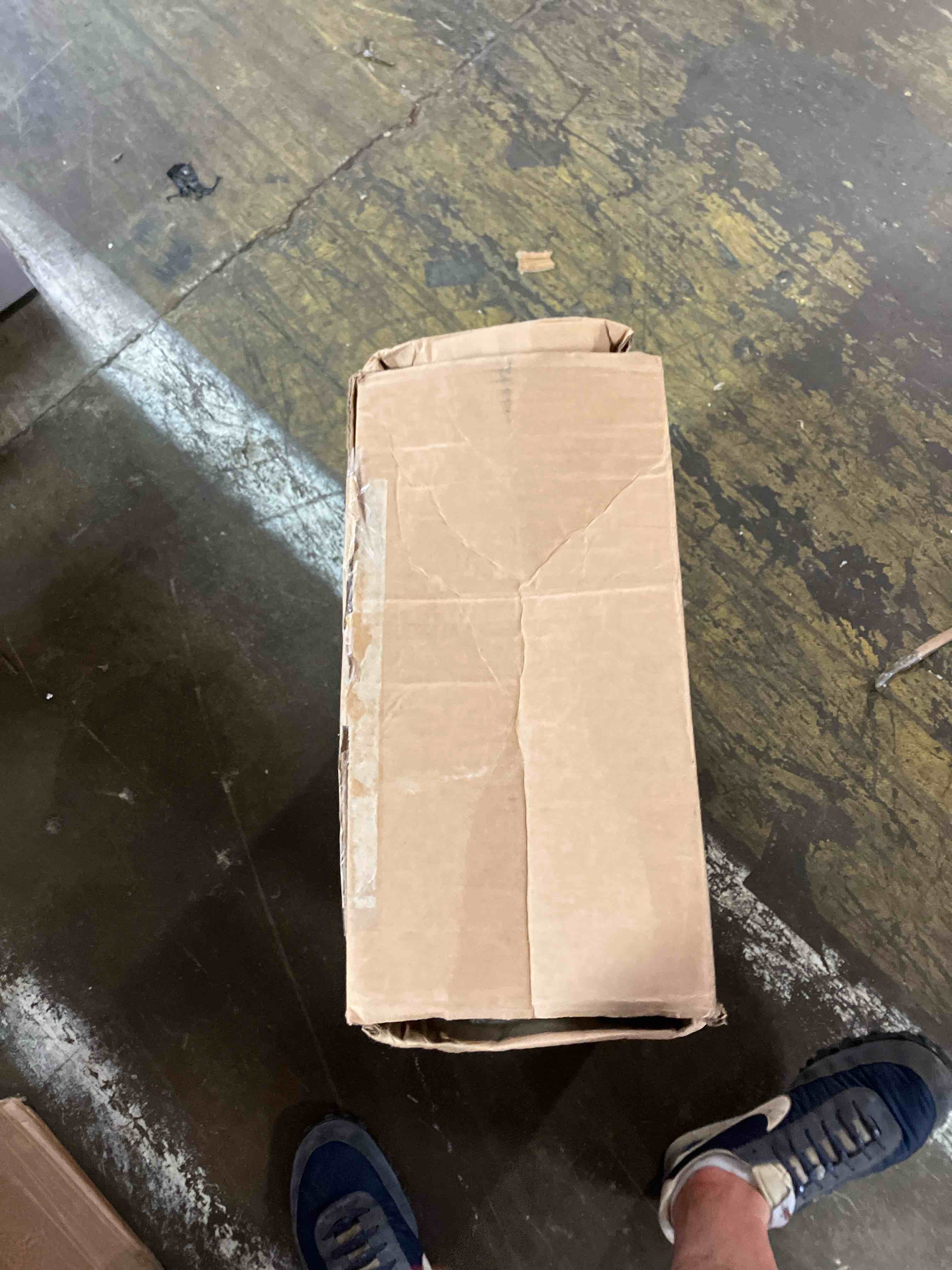 https://s3.amazonaws.com/lotting-images-prod/phillipi/TEA3352654_1752779110428.jpeg