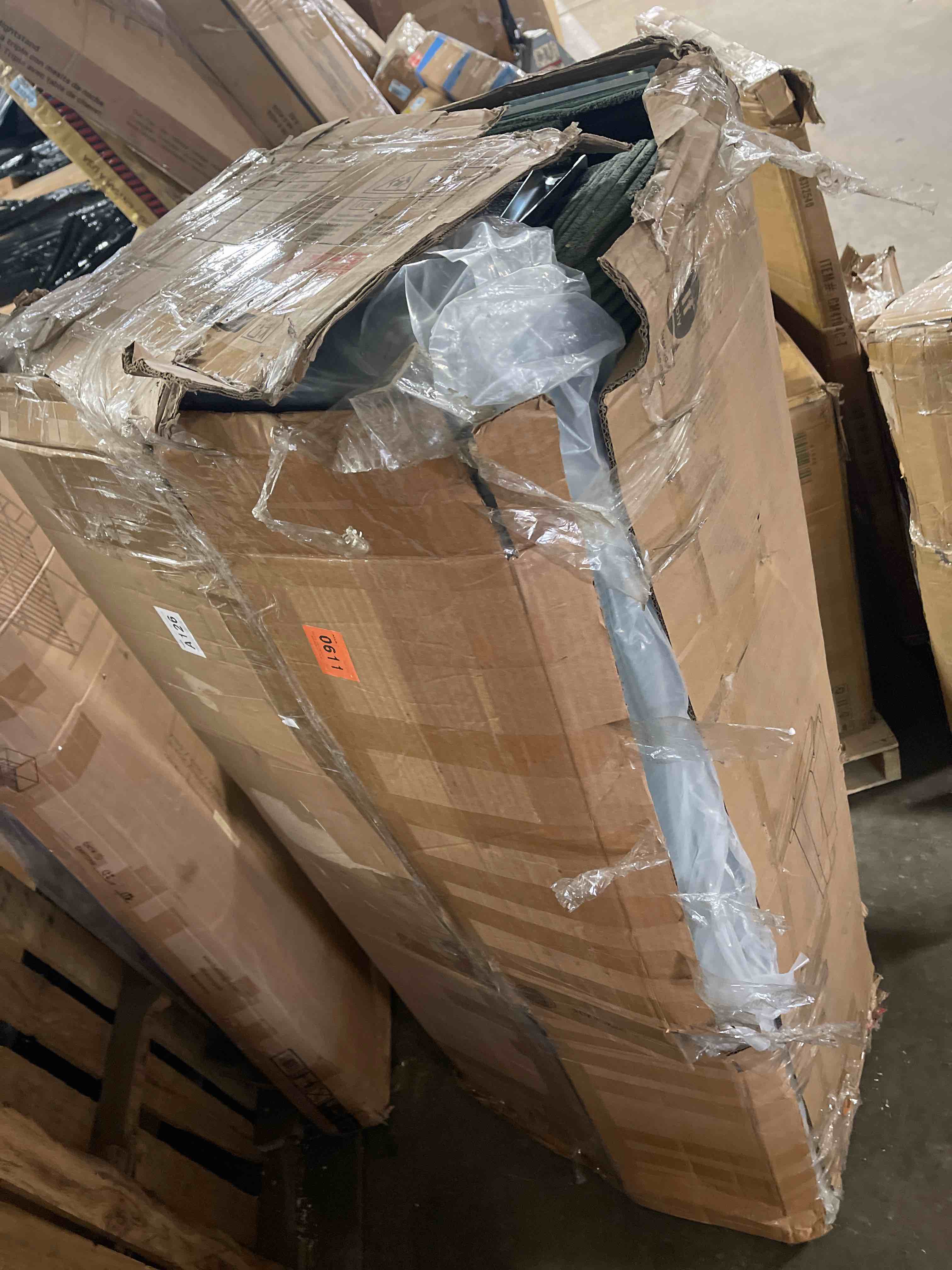 https://s3.amazonaws.com/lotting-images-prod/phillipi/TEA3352796_1753191000818.jpeg