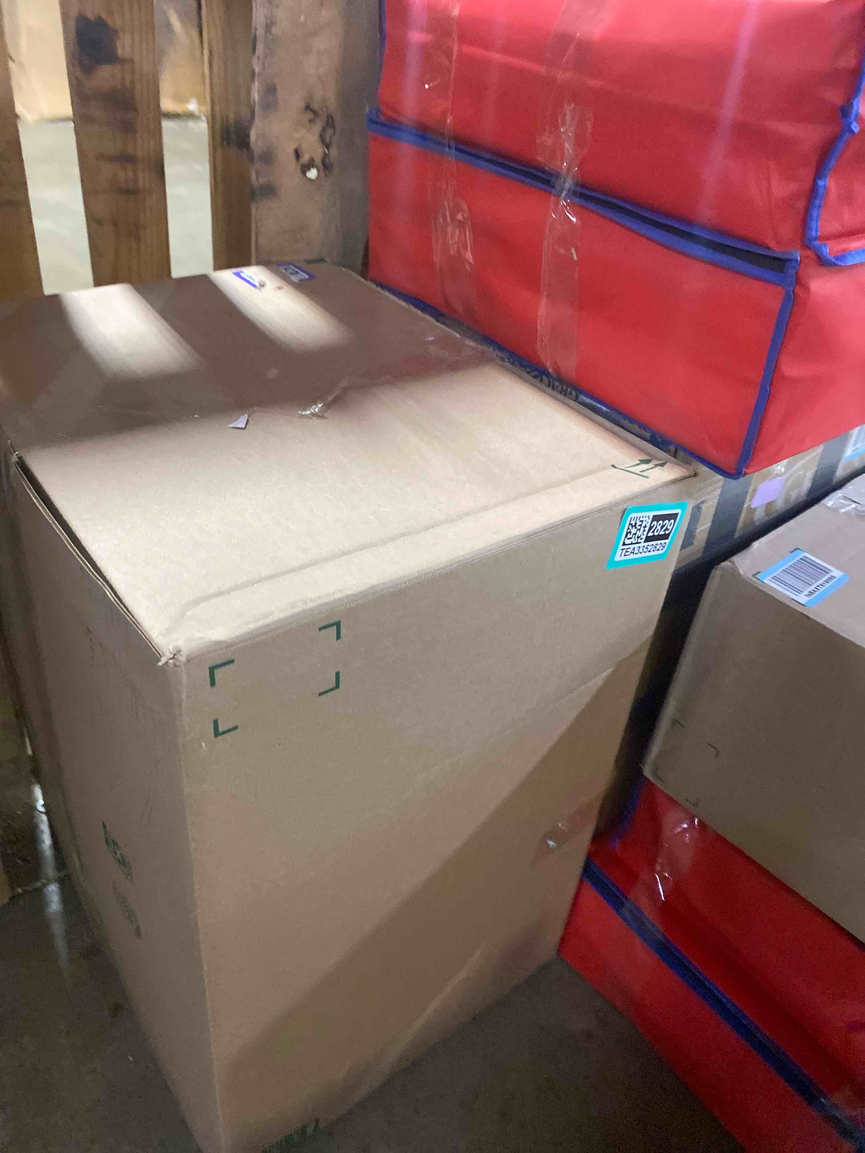 https://s3.amazonaws.com/lotting-images-prod/phillipi/TEA3352829_1753188242512.jpeg
