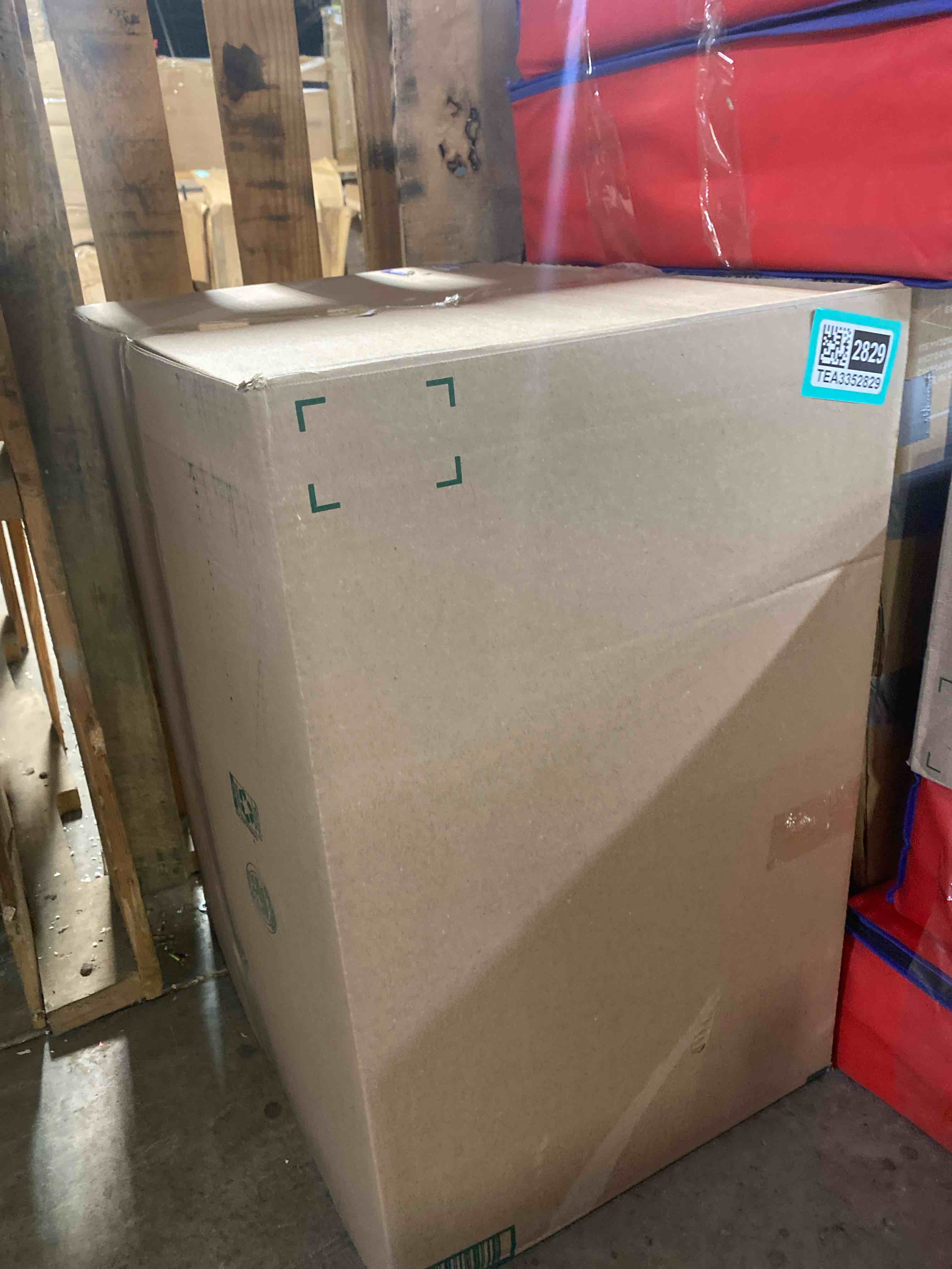 https://s3.amazonaws.com/lotting-images-prod/phillipi/TEA3352829_1753188246700.jpeg