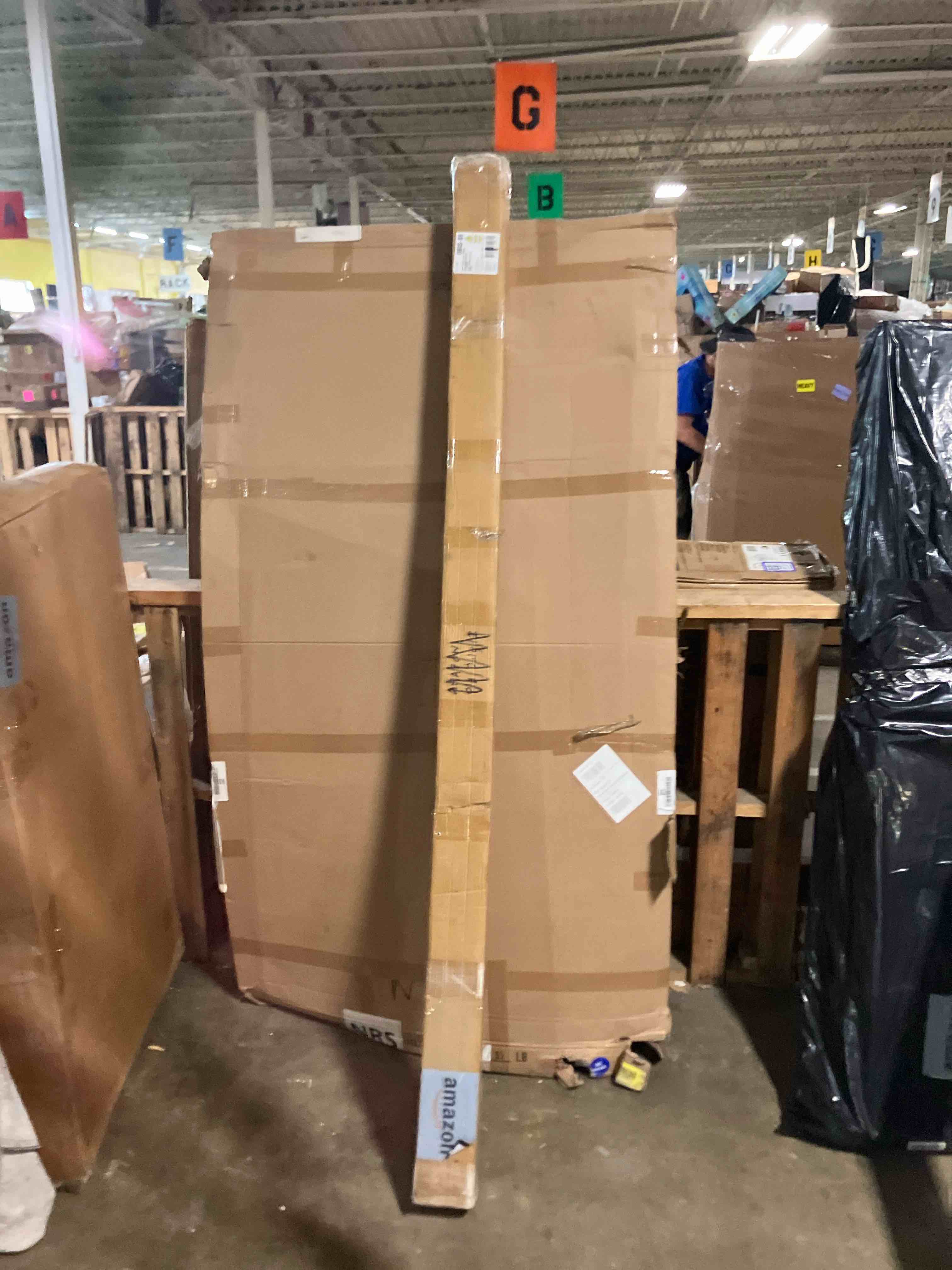 https://s3.amazonaws.com/lotting-images-prod/phillipi/TEA3352931_1753208549869.jpeg