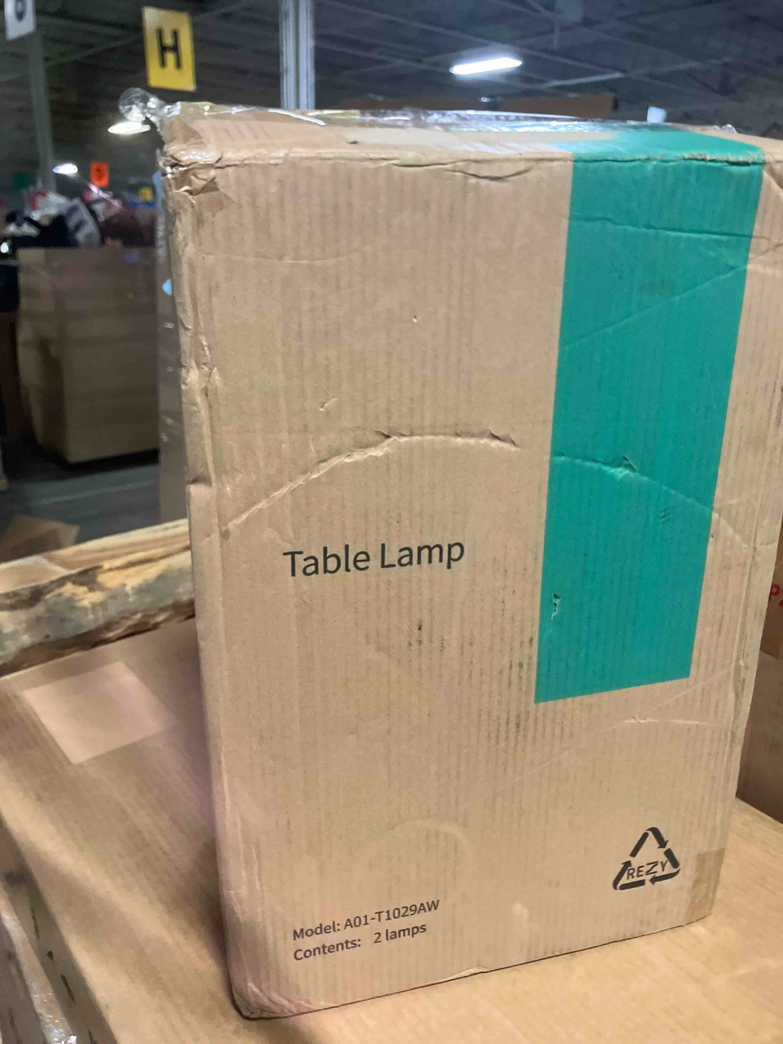 https://s3.amazonaws.com/lotting-images-prod/phillipi/TEA3352943_1753211061472.jpeg