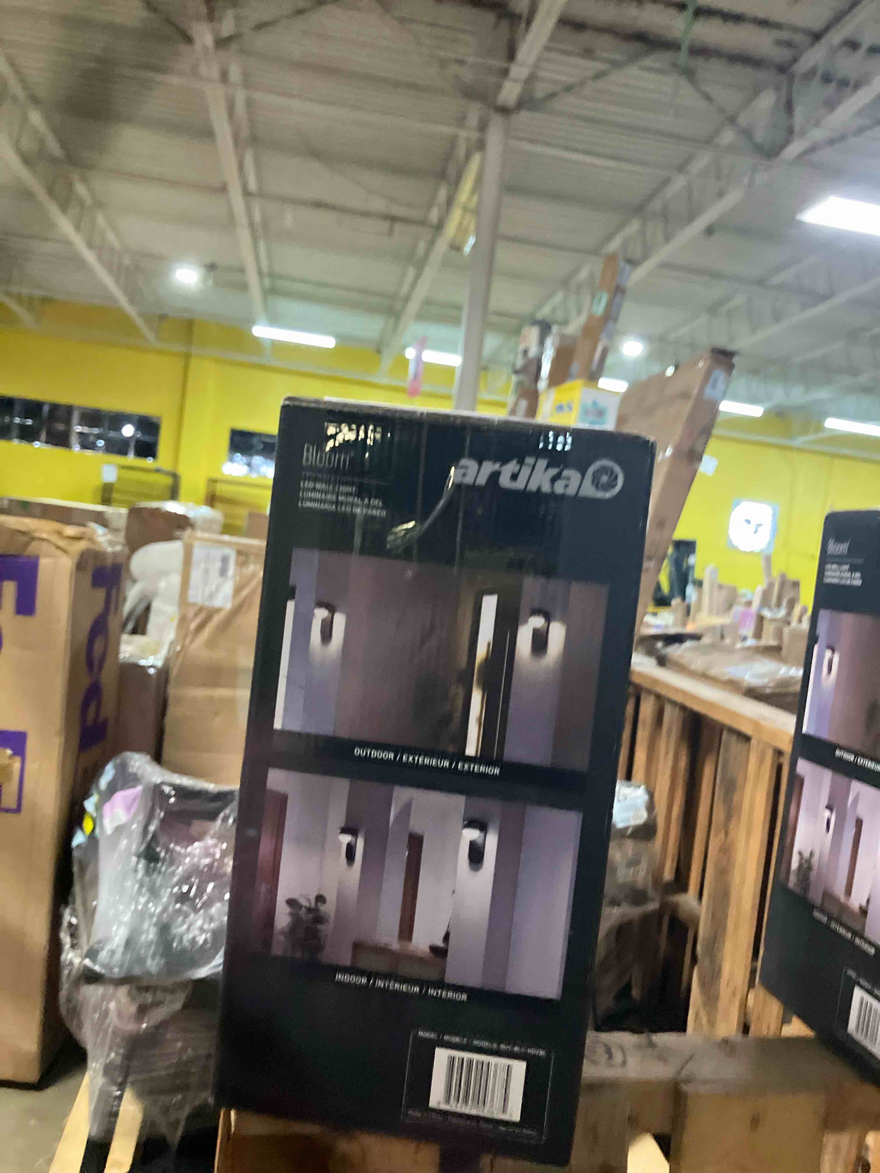 https://s3.amazonaws.com/lotting-images-prod/phillipi/TEA3352952_1753214566724.jpeg