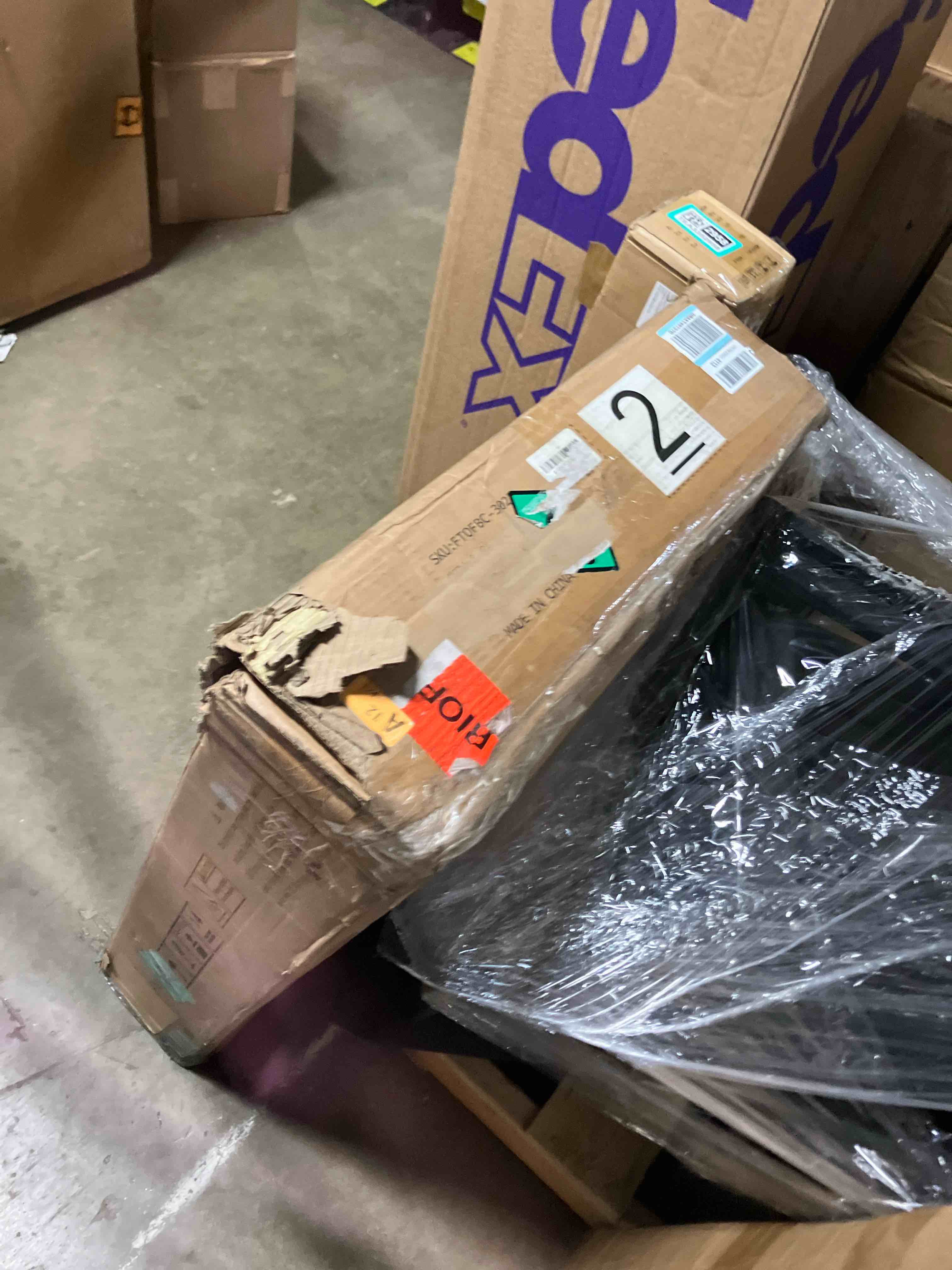 https://s3.amazonaws.com/lotting-images-prod/phillipi/TEA3352961_1753287299167.jpeg