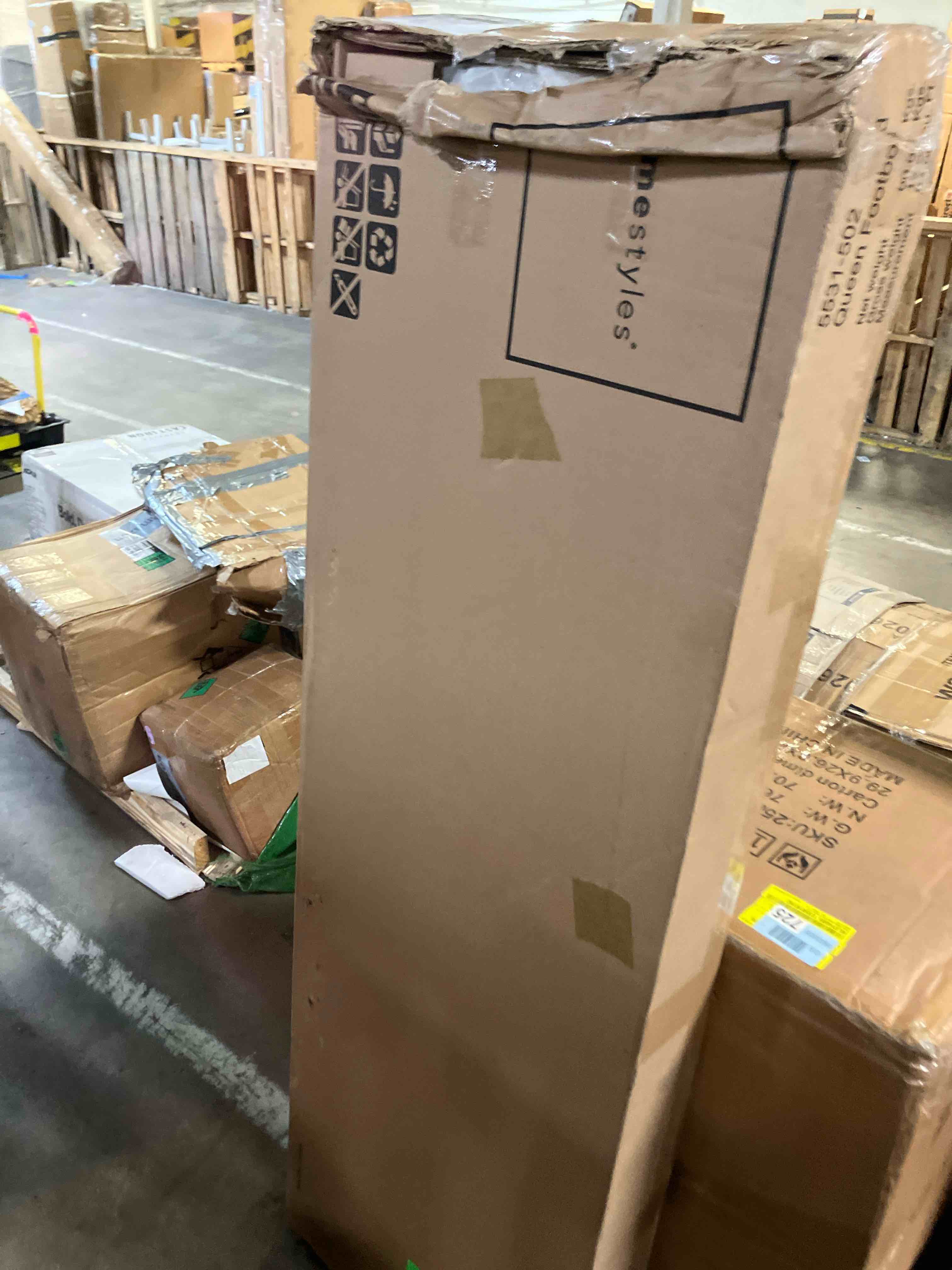 https://s3.amazonaws.com/lotting-images-prod/phillipi/TEA3352968_1753290993009.jpeg
