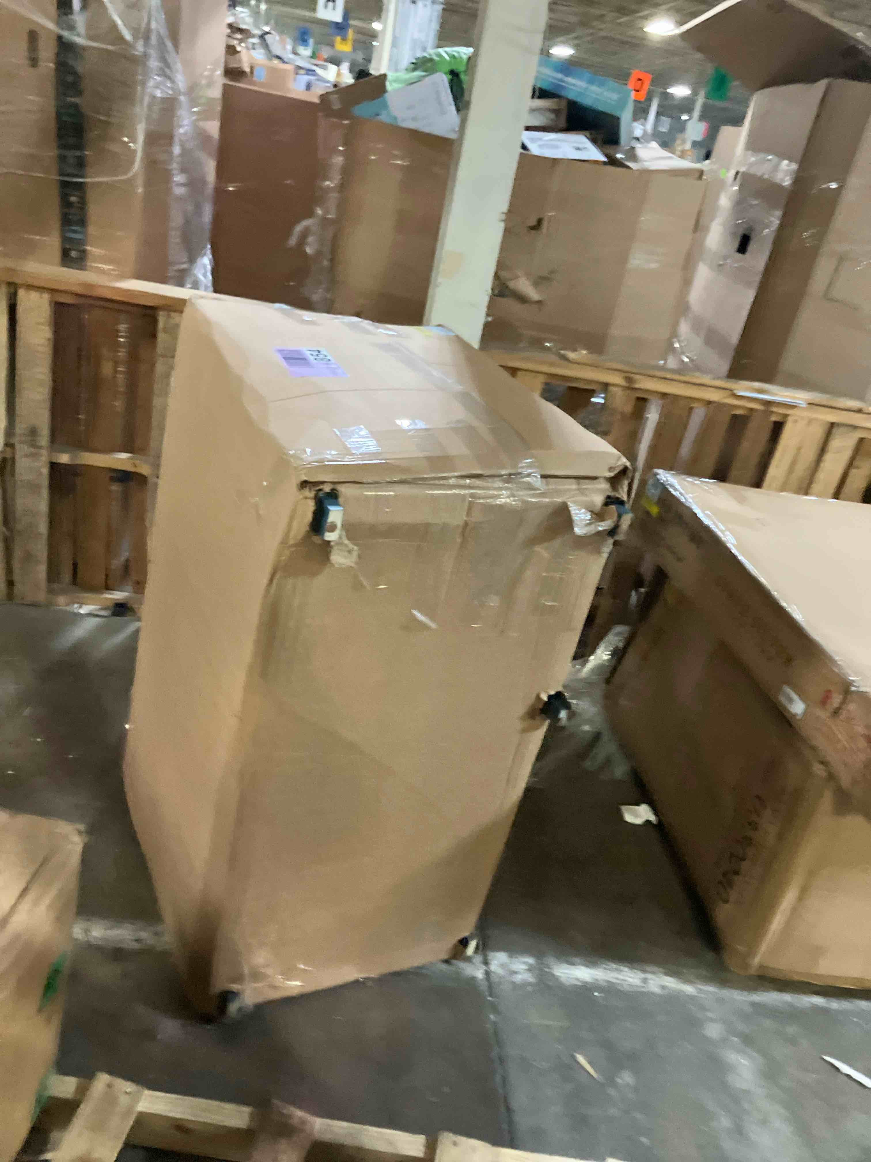 https://s3.amazonaws.com/lotting-images-prod/phillipi/TEA3352970_1753292028282.jpeg