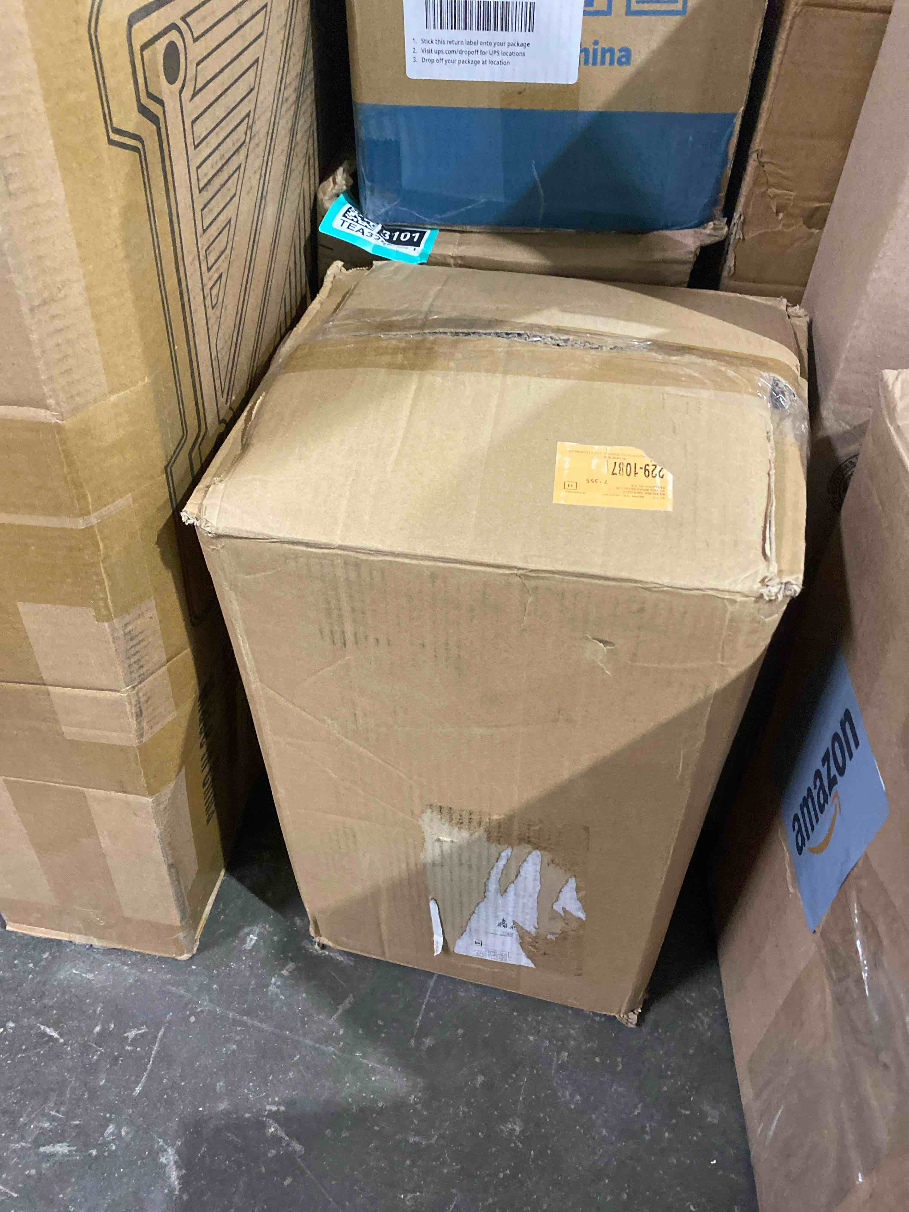 https://s3.amazonaws.com/lotting-images-prod/phillipi/TEA3353078_1753211711160.jpeg
