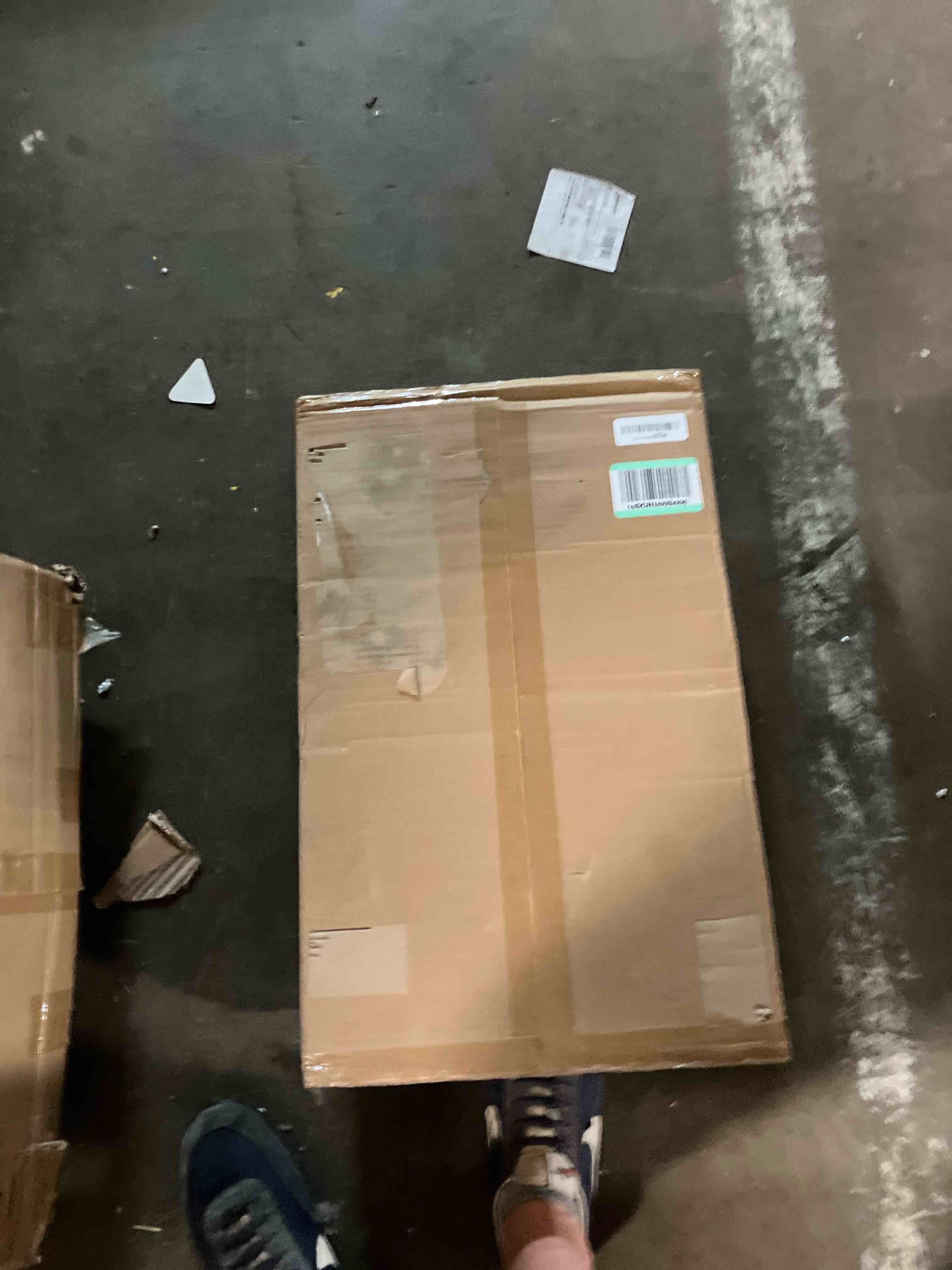 https://s3.amazonaws.com/lotting-images-prod/phillipi/TEA3353194_1753215179793.jpeg