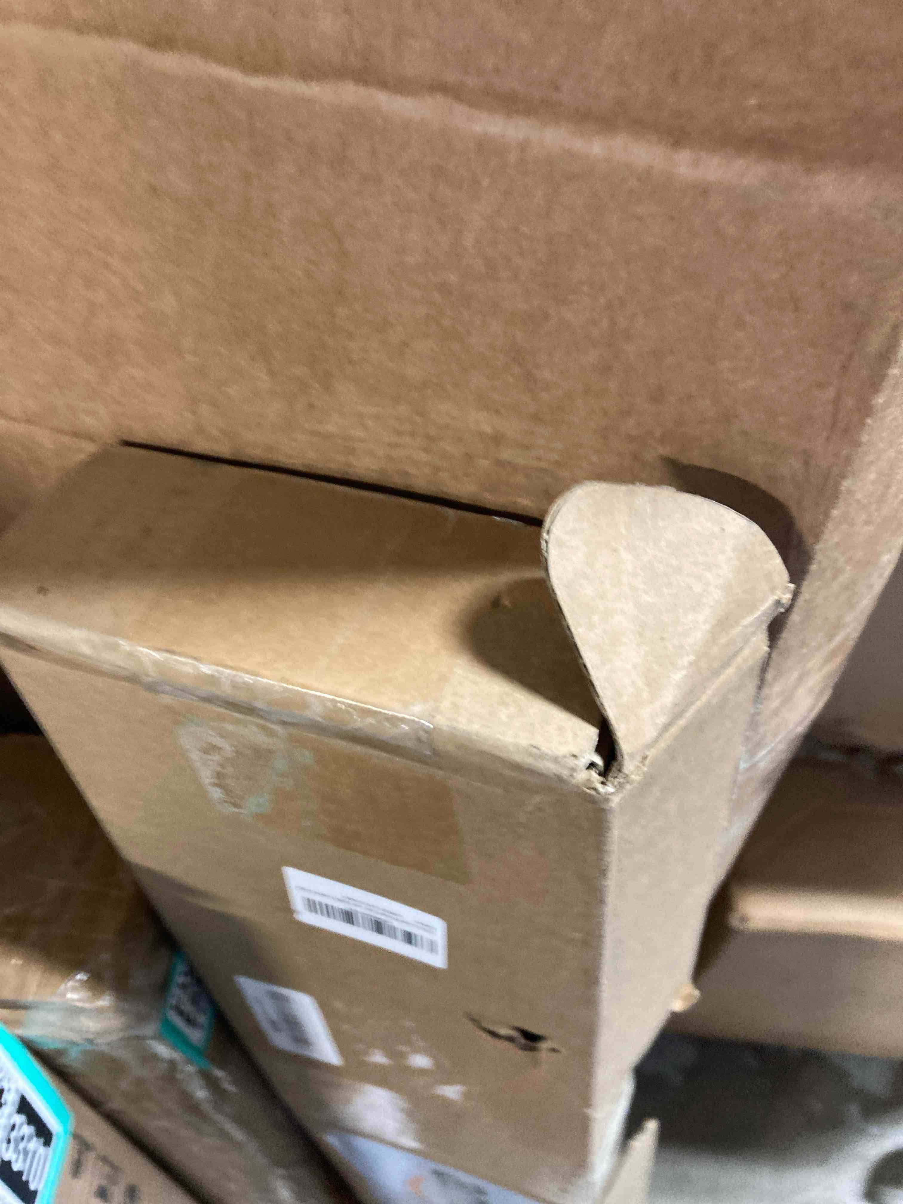 https://s3.amazonaws.com/lotting-images-prod/phillipi/TEA3353319_1753281021108.jpeg
