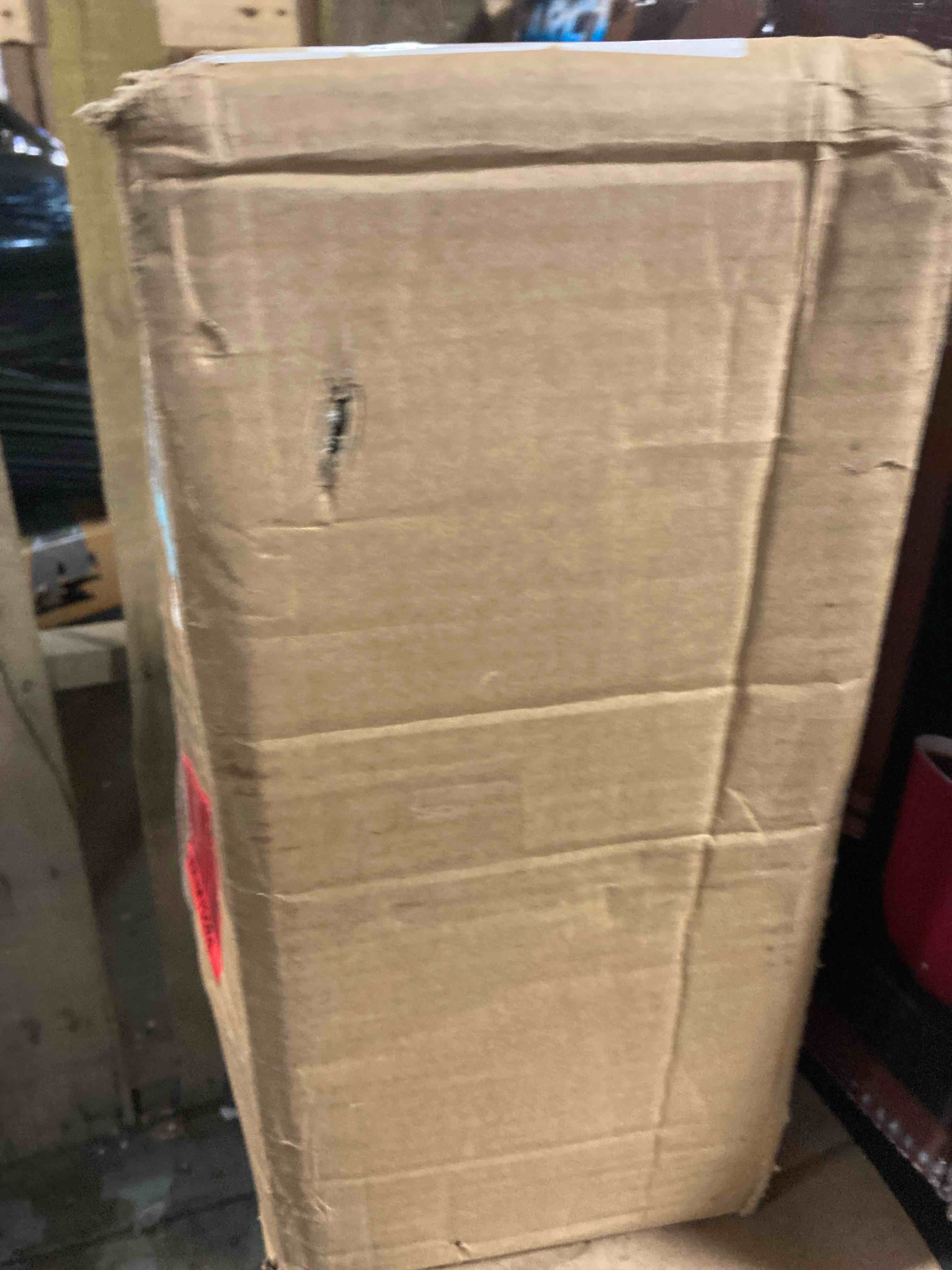 https://s3.amazonaws.com/lotting-images-prod/phillipi/TEA3353358_1753290319310.jpeg