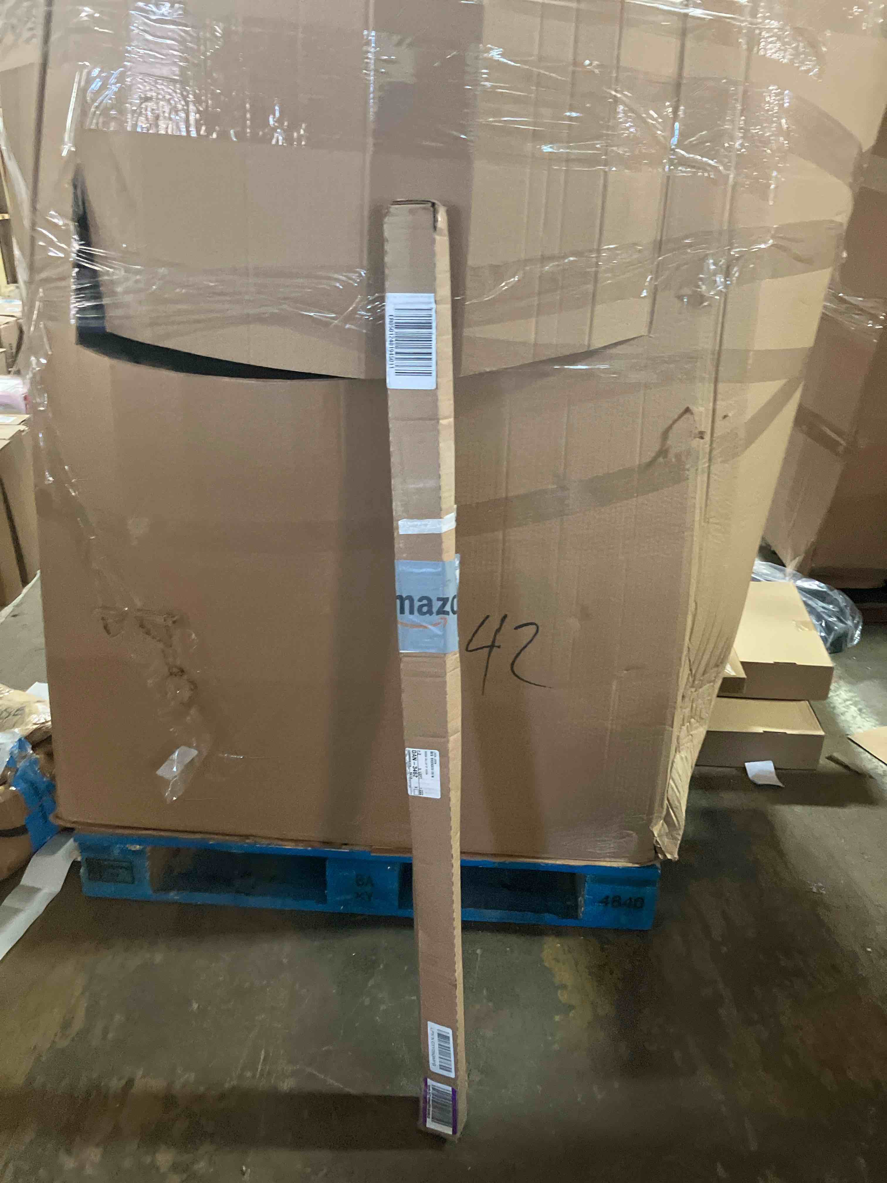 https://s3.amazonaws.com/lotting-images-prod/phillipi/TEA3353387_1753302164919.jpeg