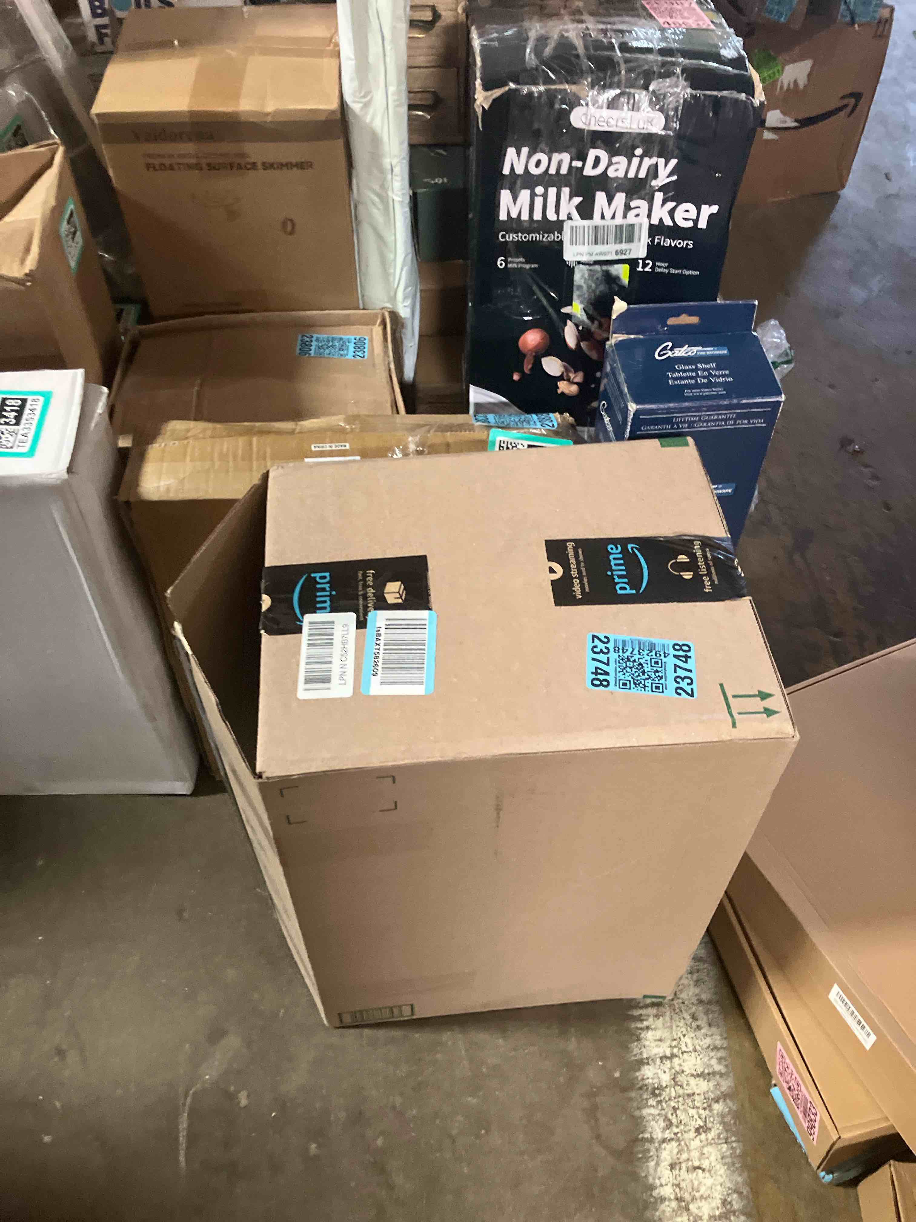 https://s3.amazonaws.com/lotting-images-prod/phillipi/TEA3353415_1753298289577.jpeg