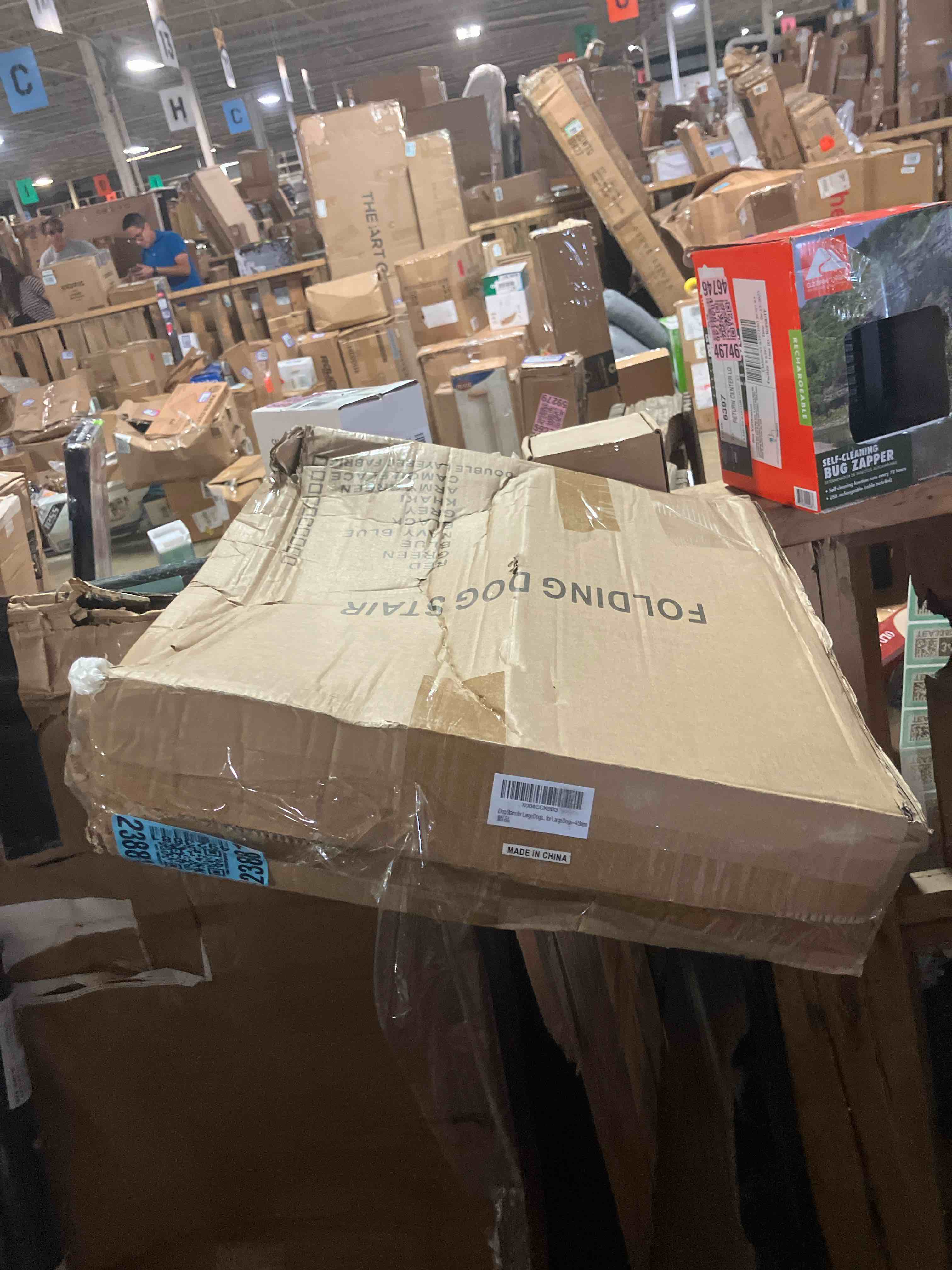 https://s3.amazonaws.com/lotting-images-prod/phillipi/TEA3353419_1753297920863.jpeg