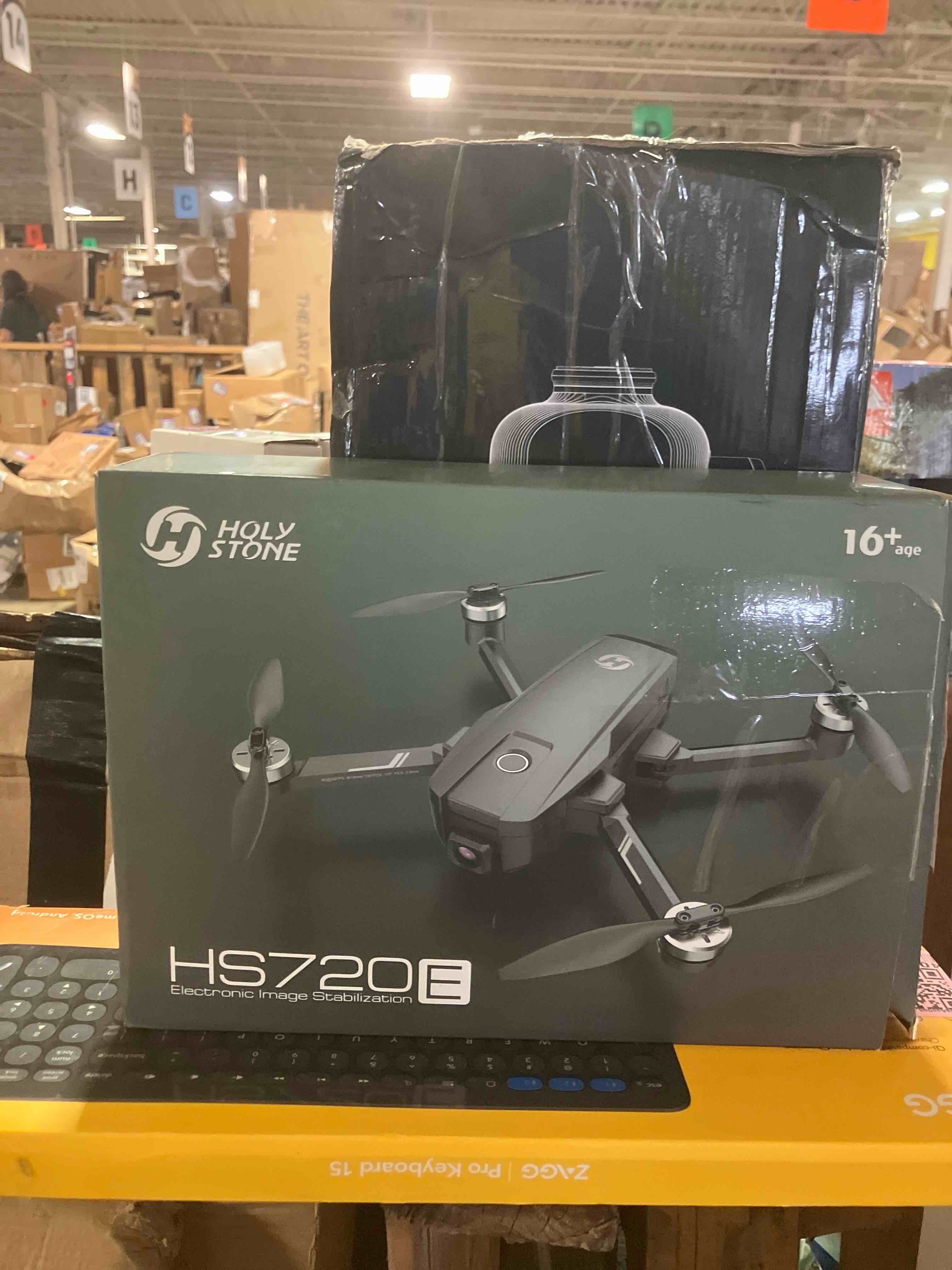 https://s3.amazonaws.com/lotting-images-prod/phillipi/TEA3353442_1753293855116.jpeg
