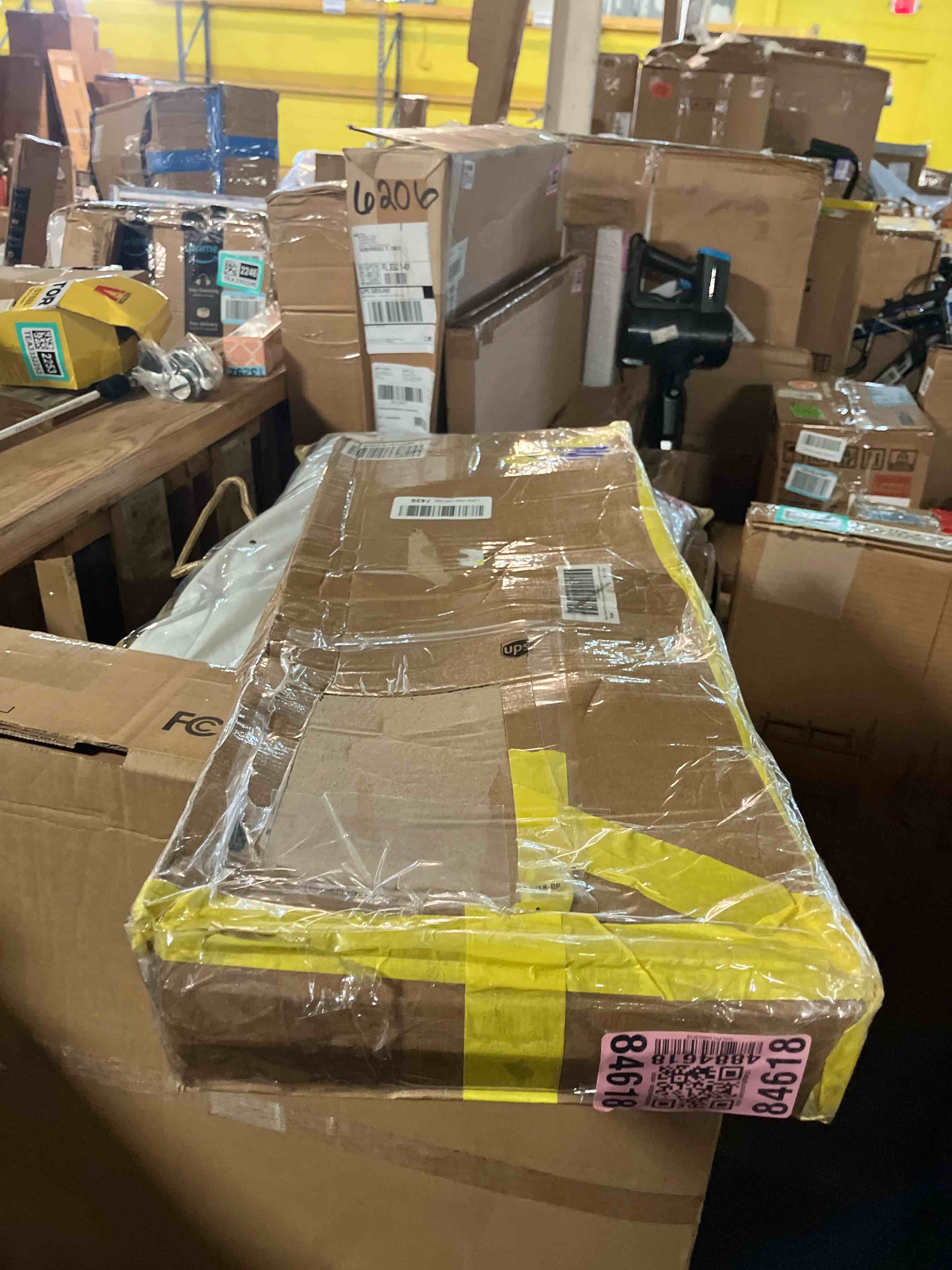 https://s3.amazonaws.com/lotting-images-prod/phillipi/TEA3353471_1753283193900.jpeg
