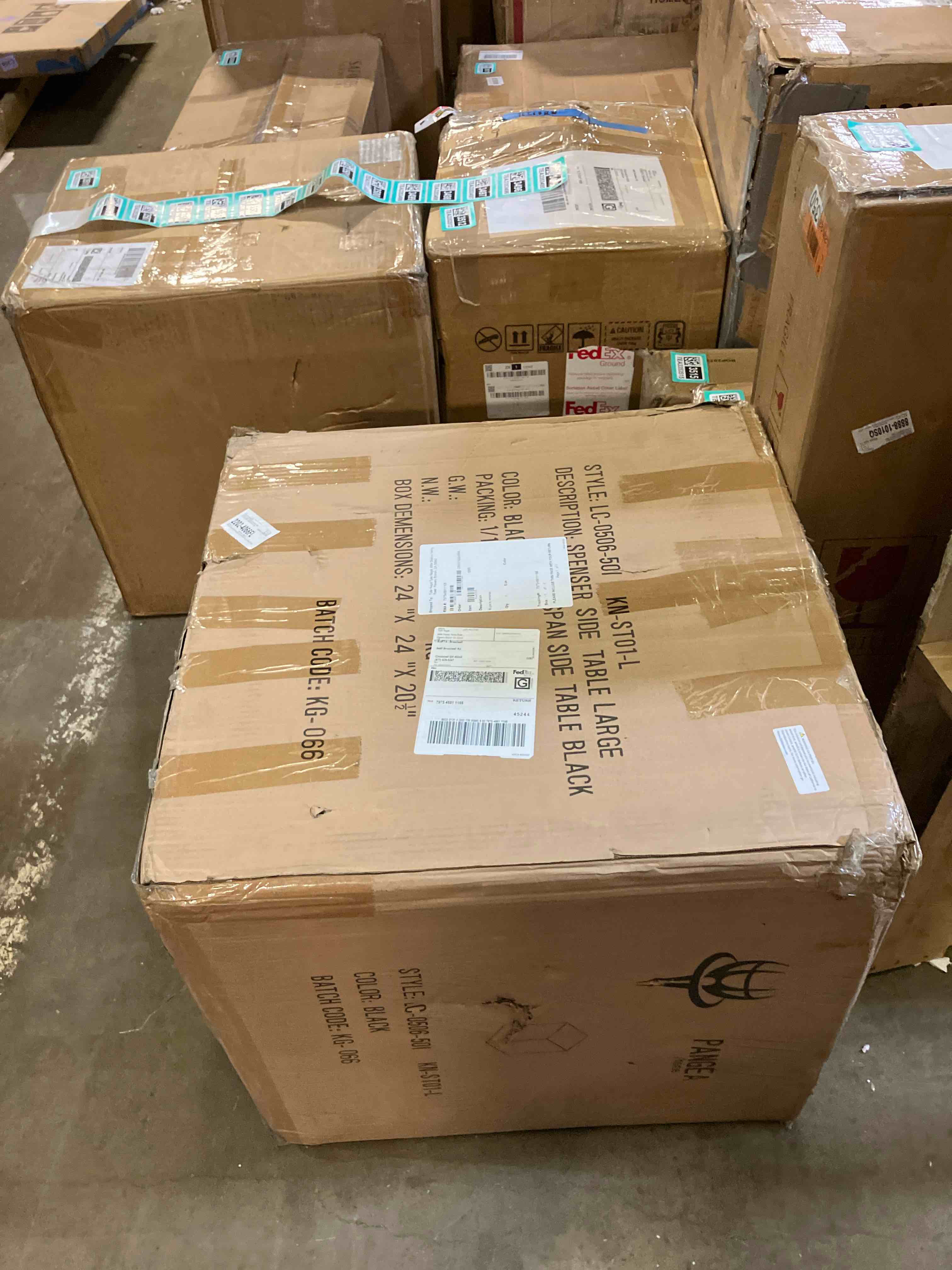 https://s3.amazonaws.com/lotting-images-prod/phillipi/TEA3353508_1756490204042.jpeg