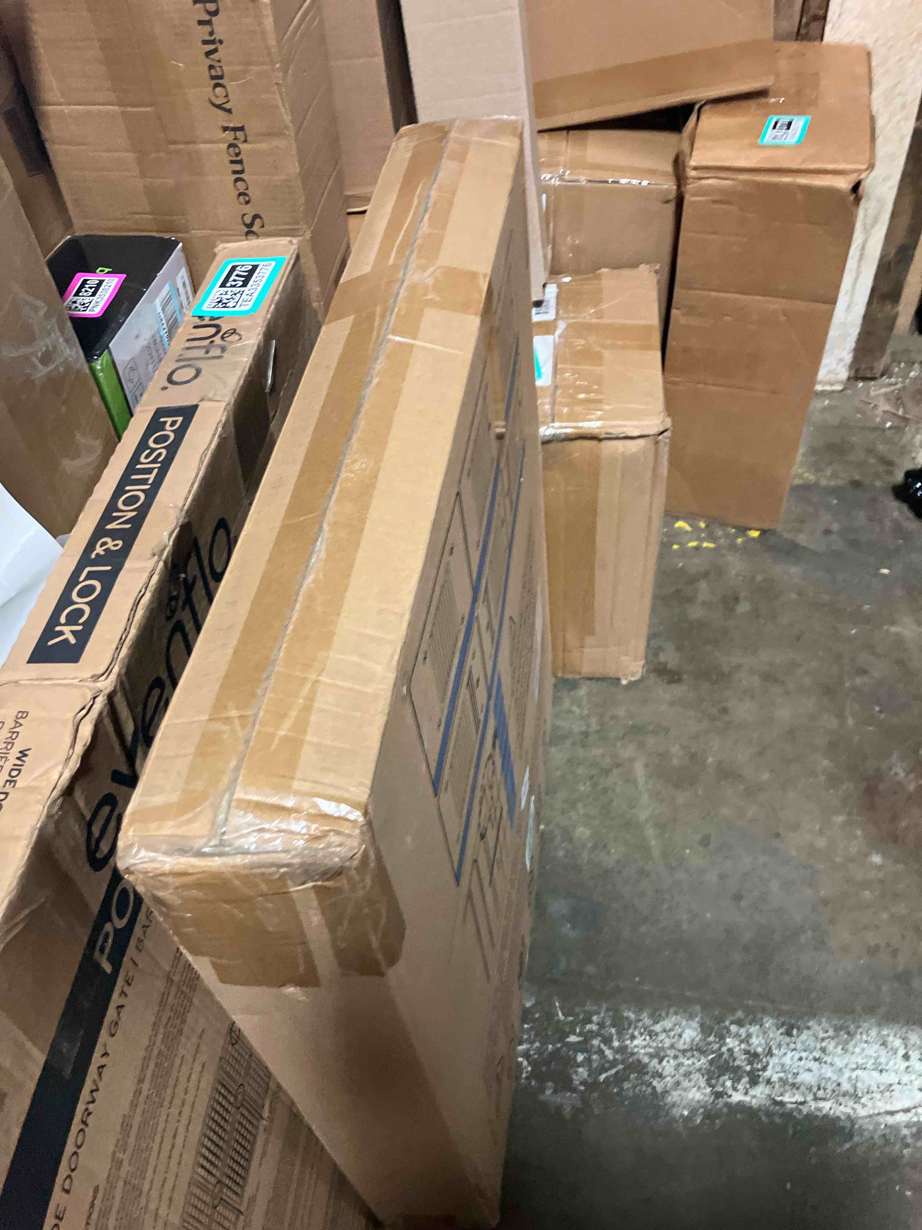 https://s3.amazonaws.com/lotting-images-prod/phillipi/TEA3353773_1753383246255.jpeg
