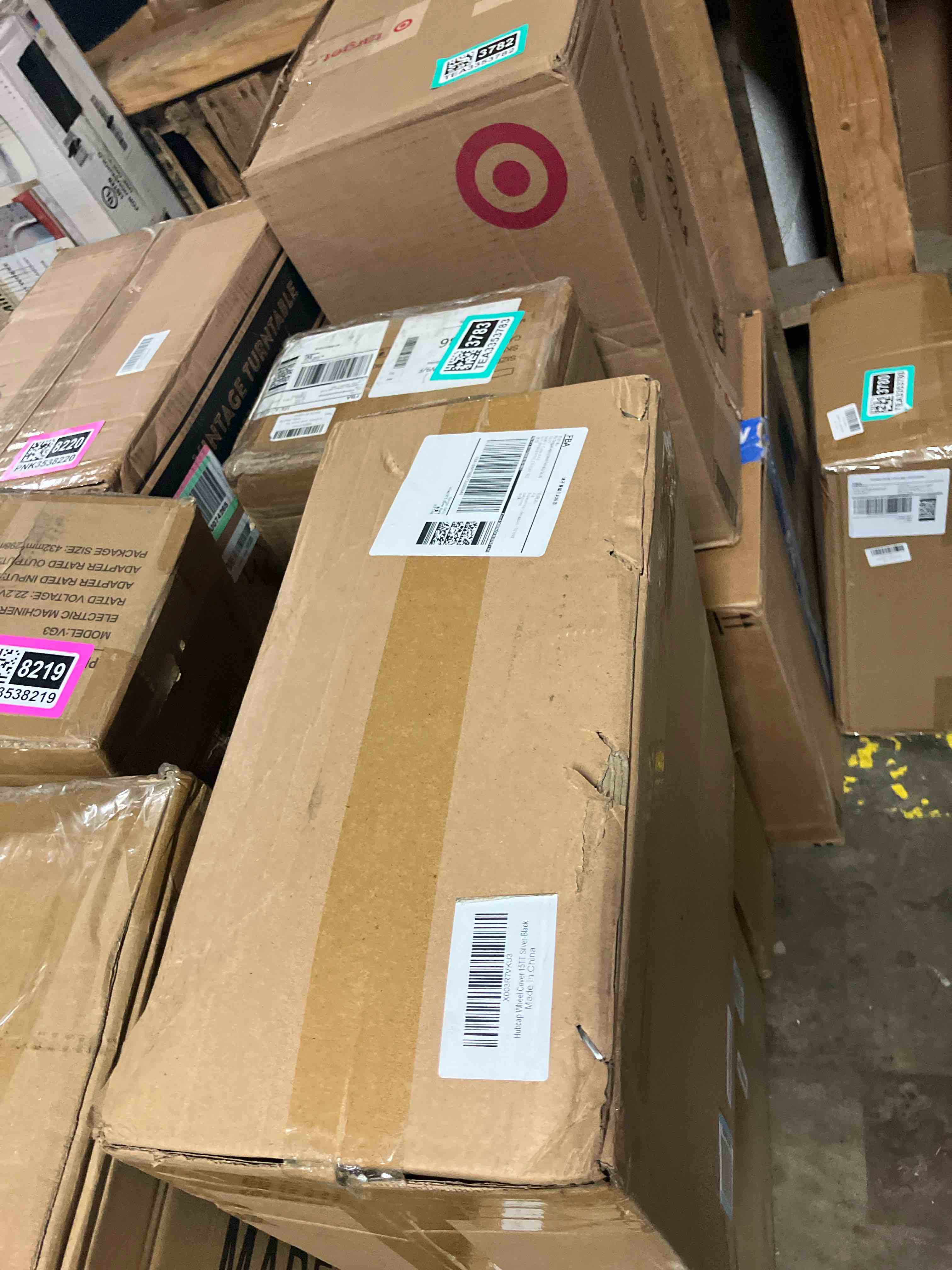 https://s3.amazonaws.com/lotting-images-prod/phillipi/TEA3353779_1753381990497.jpeg
