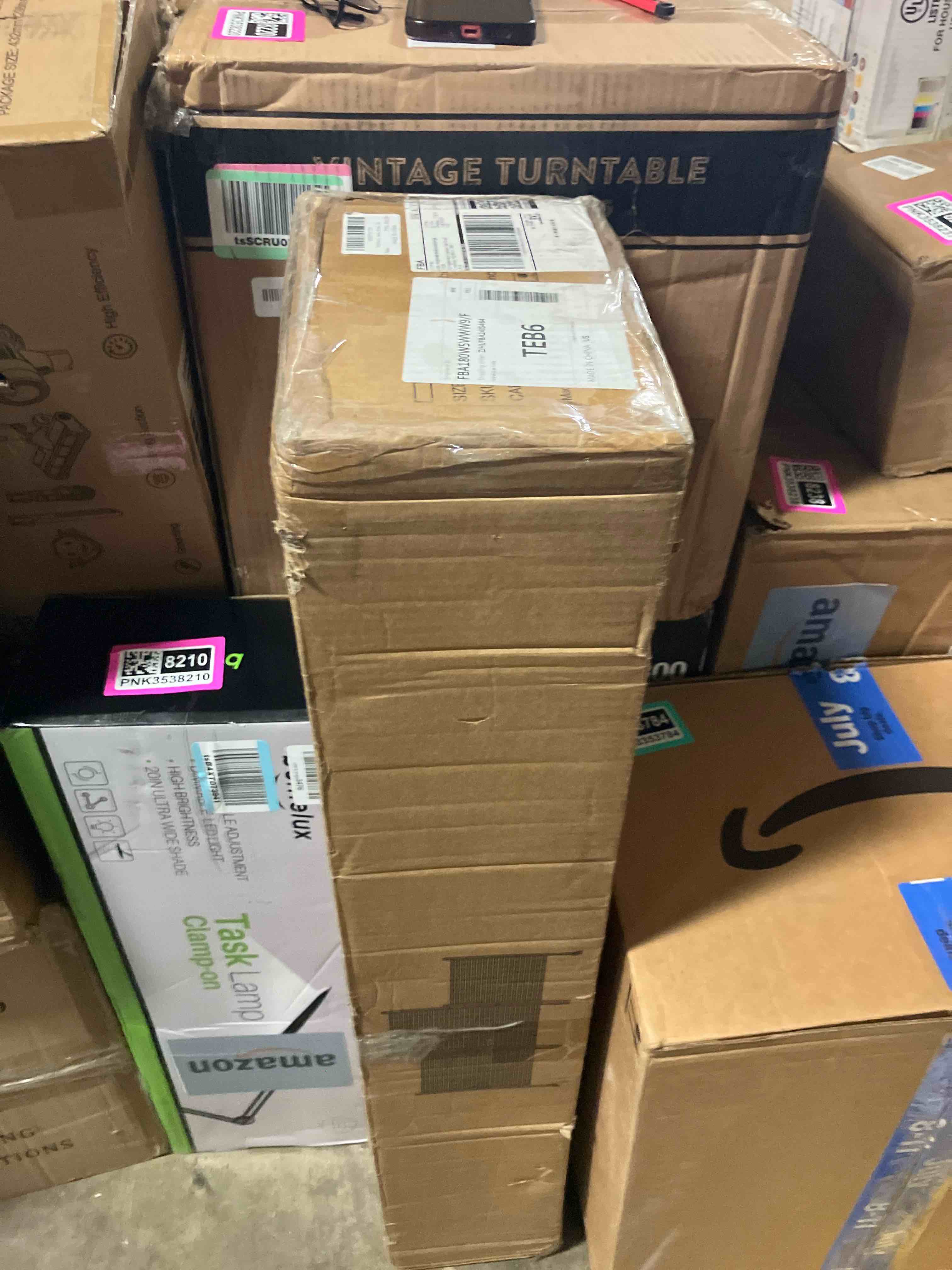 https://s3.amazonaws.com/lotting-images-prod/phillipi/TEA3353783_1753381713976.jpeg
