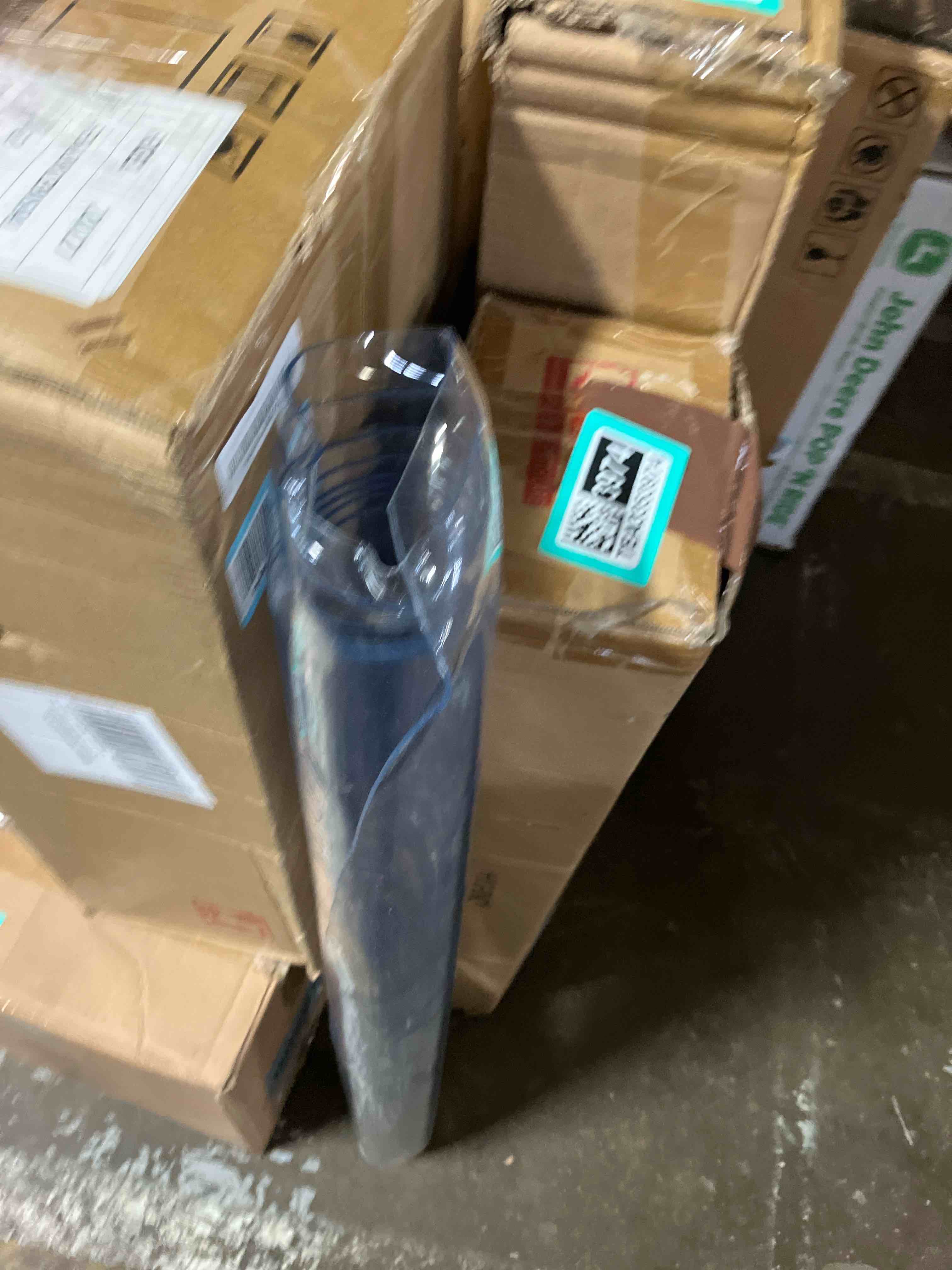 https://s3.amazonaws.com/lotting-images-prod/phillipi/TEA3353973_1753458220616.jpeg