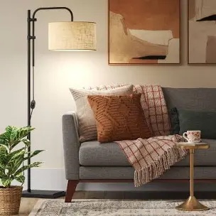 (Missing pieces) Knox Floor Lamp - Threshold