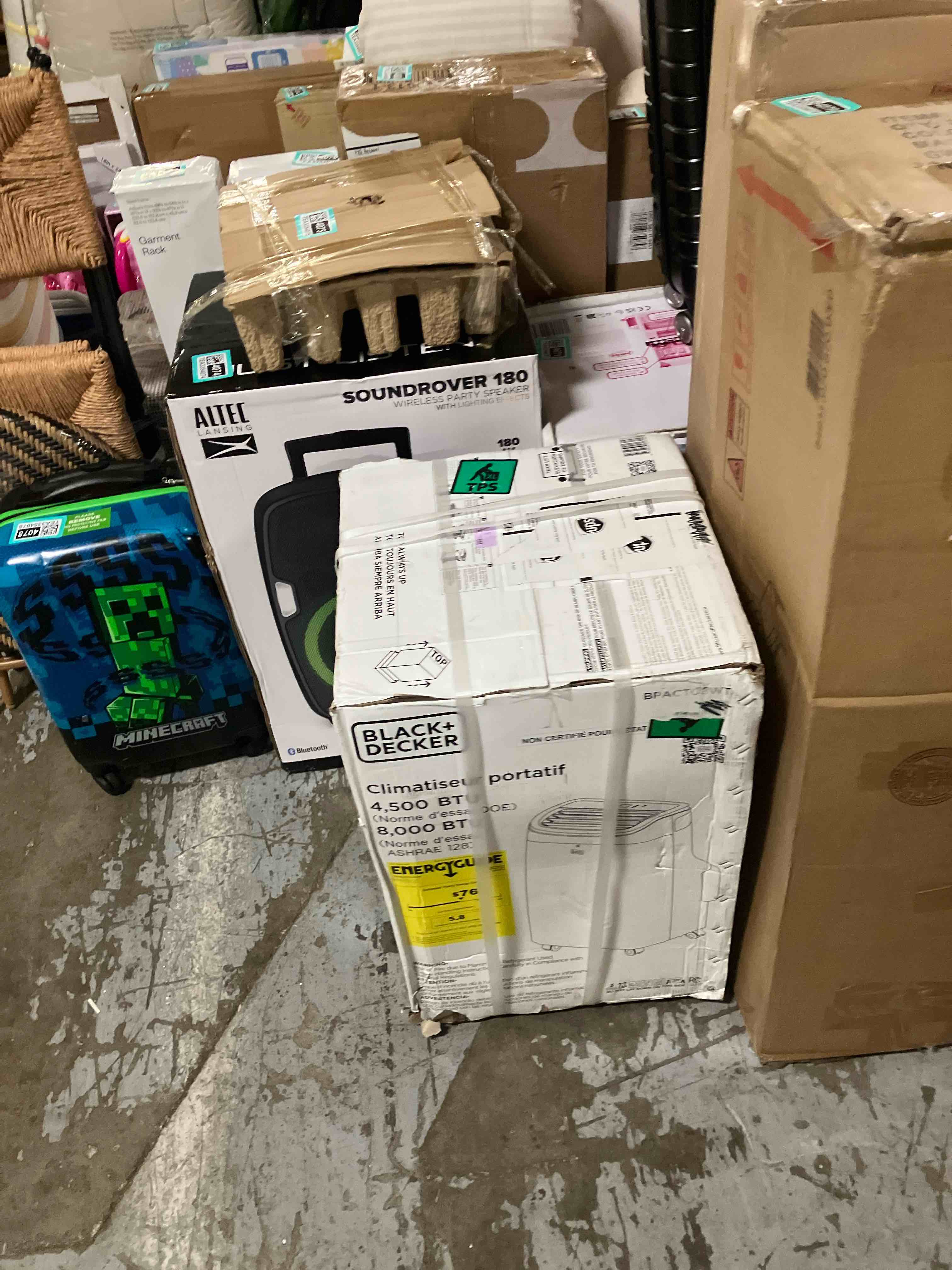 https://s3.amazonaws.com/lotting-images-prod/phillipi/TEA3354080_1753465518824.jpeg