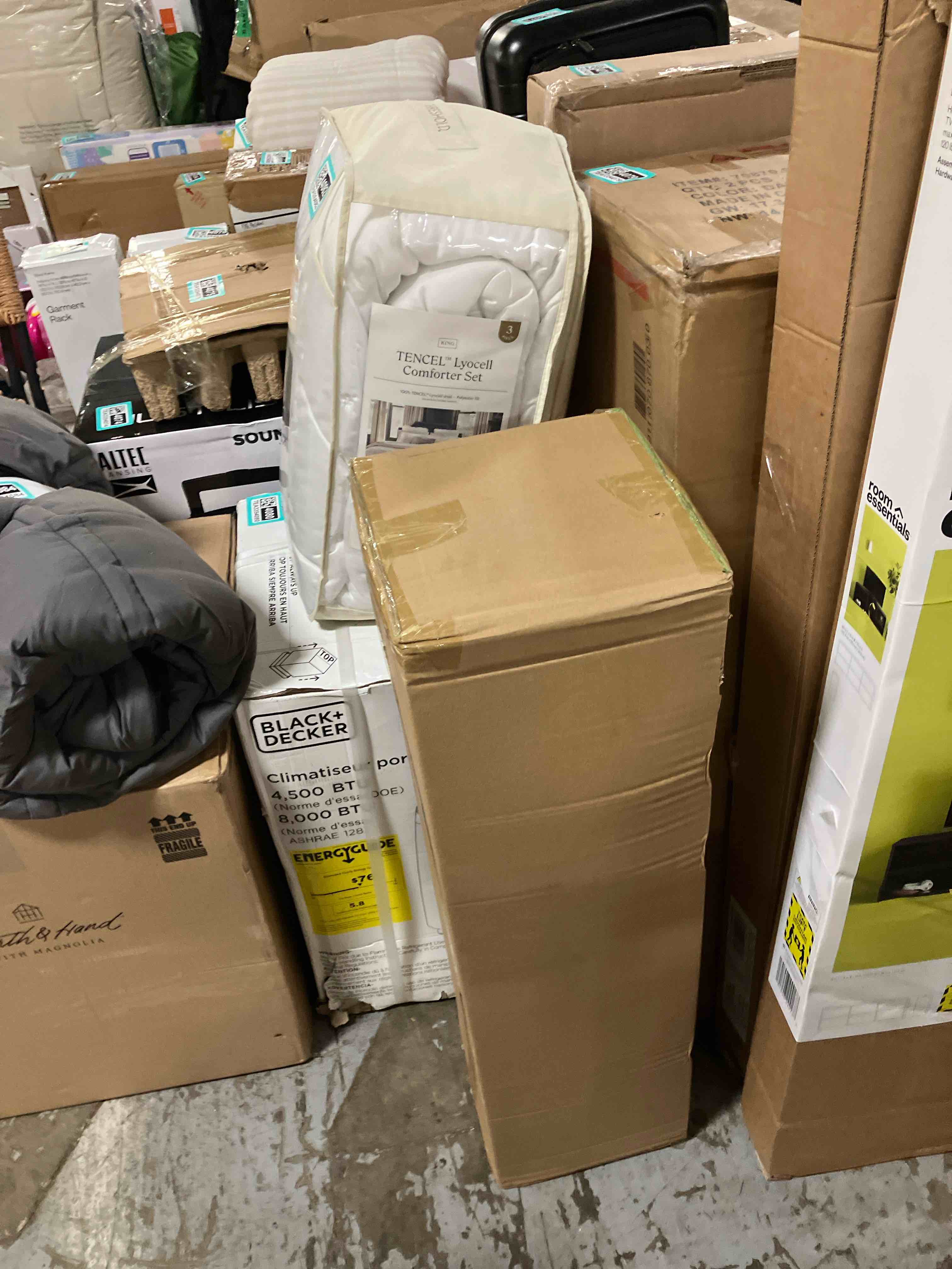 https://s3.amazonaws.com/lotting-images-prod/phillipi/TEA3354085_1753466562779.jpeg