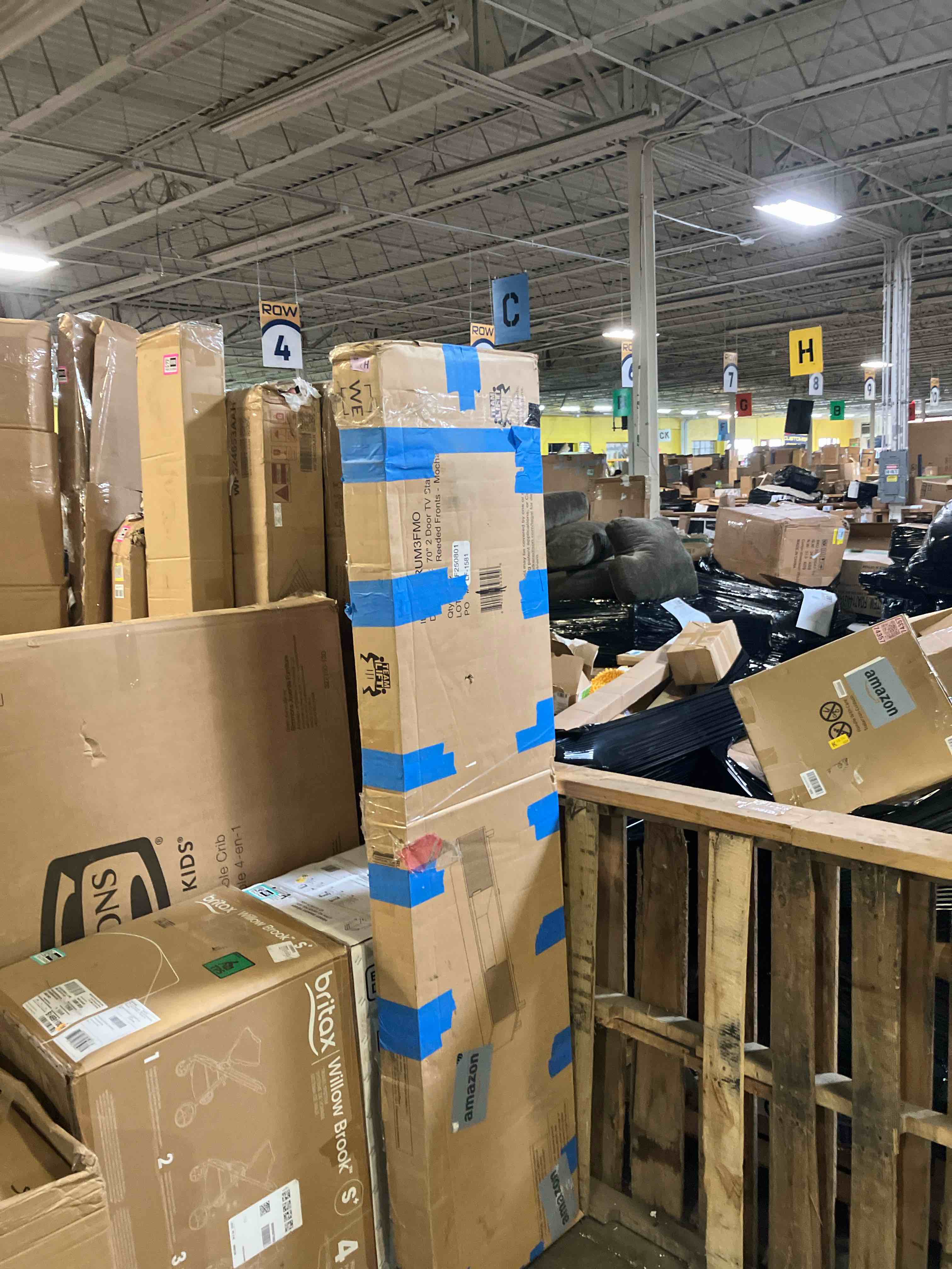 https://s3.amazonaws.com/lotting-images-prod/phillipi/TEA3354100_1753823304610.jpeg